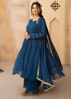 Solo Outfits Husn Women 3pcs