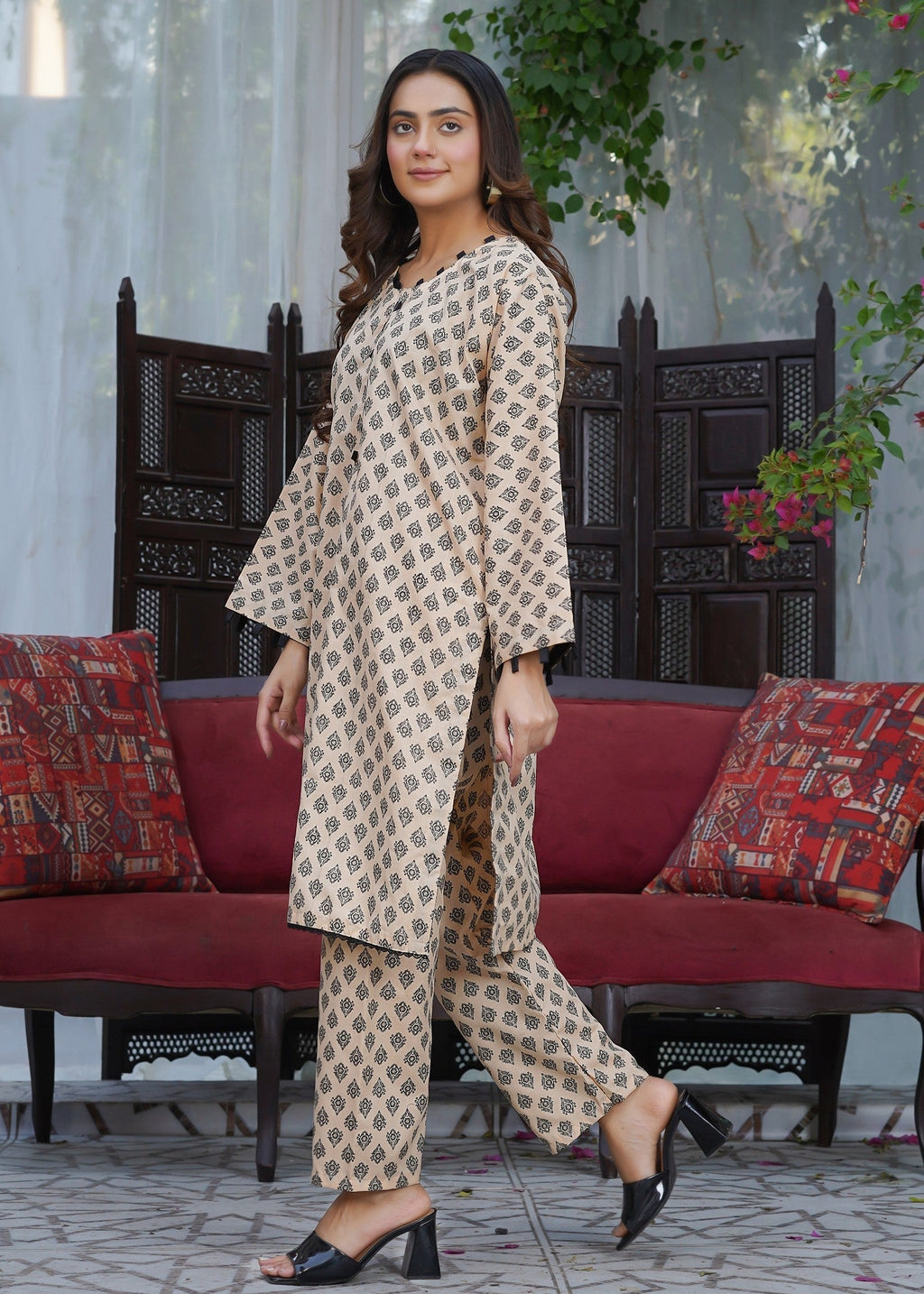 Hamna Kalim ZAHRA ELLEGANCE TWO PIECE Women 2pcs