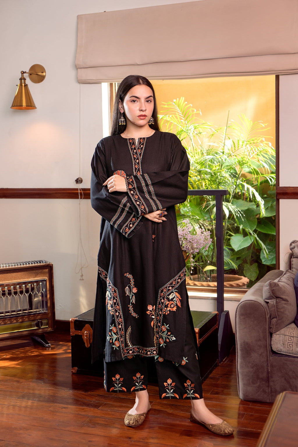 Urge Pret THREADS Women 2pcs