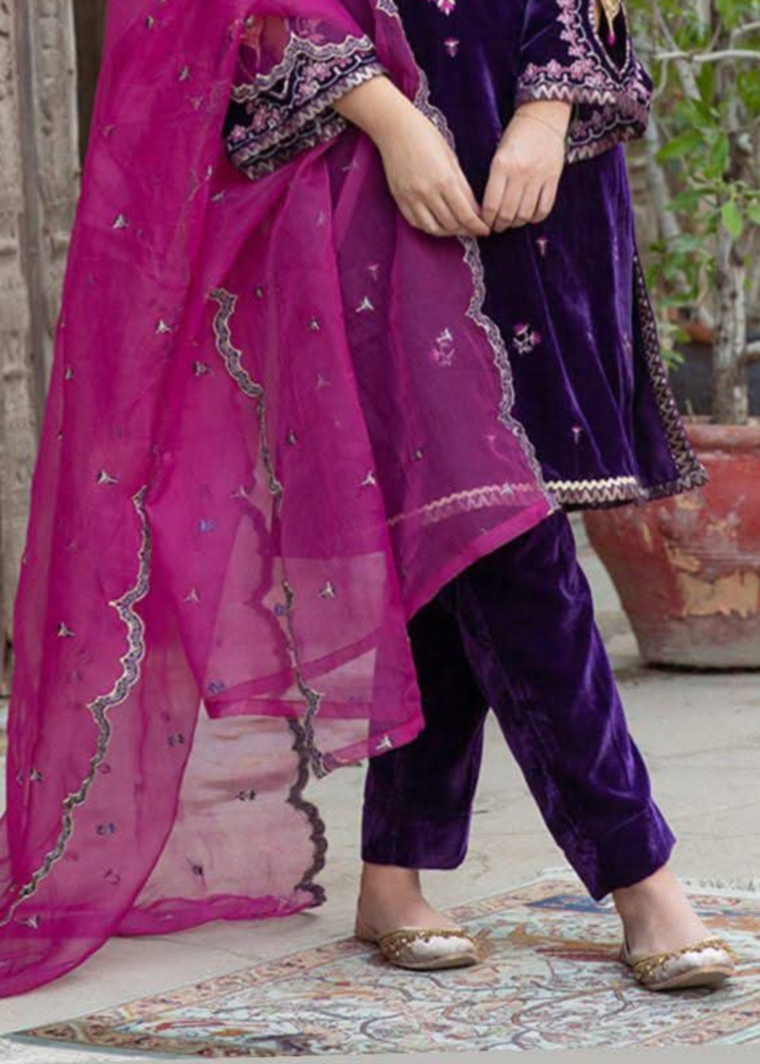 Omal By Komal Phulkari Women 3pcs