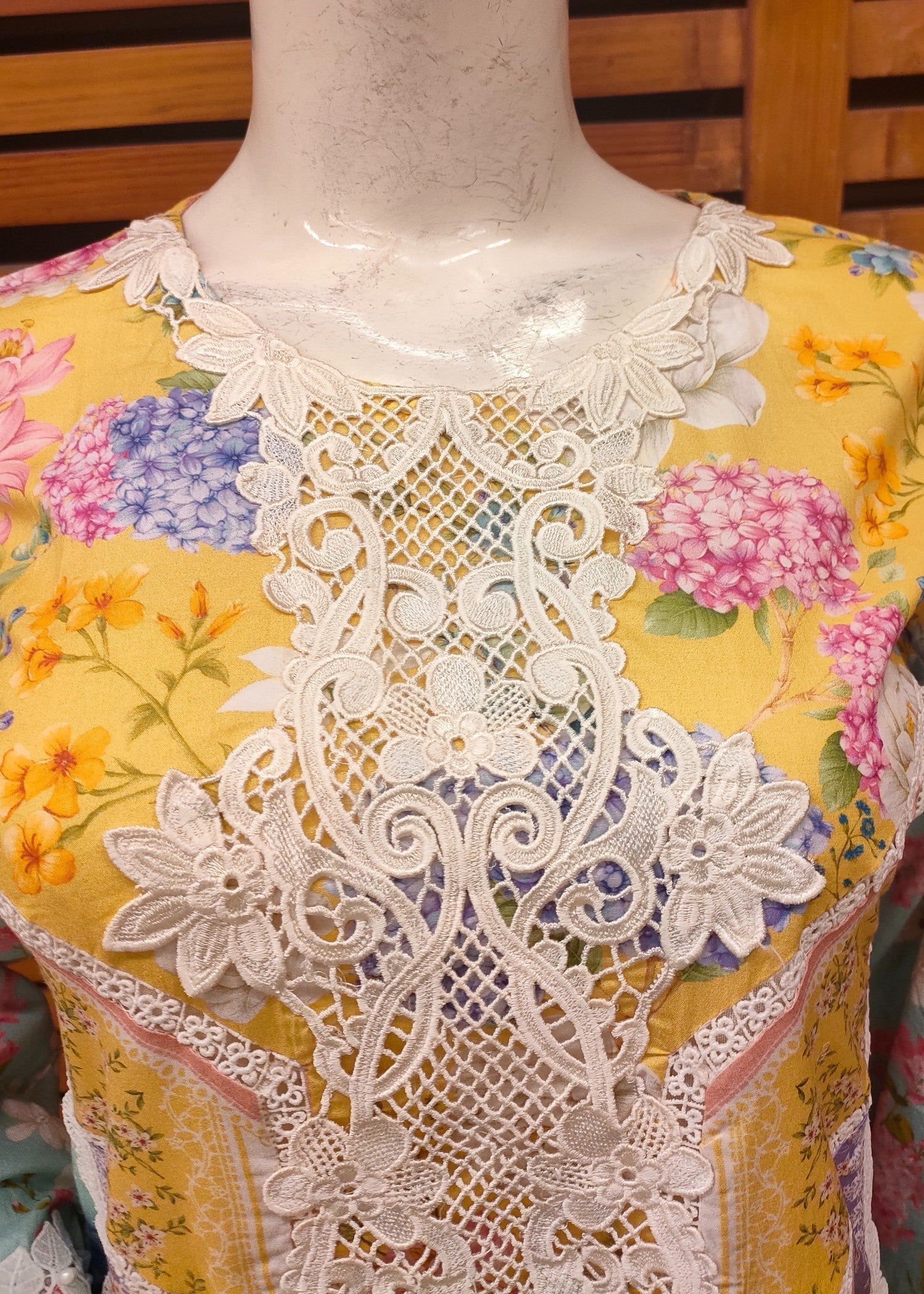 Maria B M.Prints 9A V1 25(S) Women 3pcs