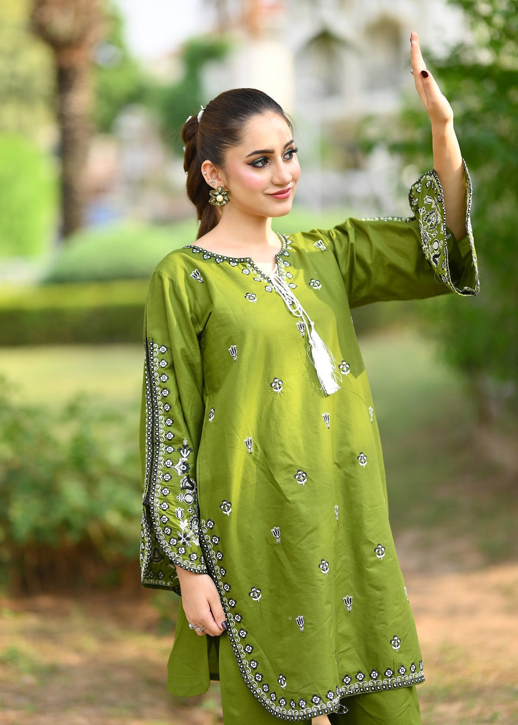 Chaudhary Arts Hijab Embroidered Women 2pcs