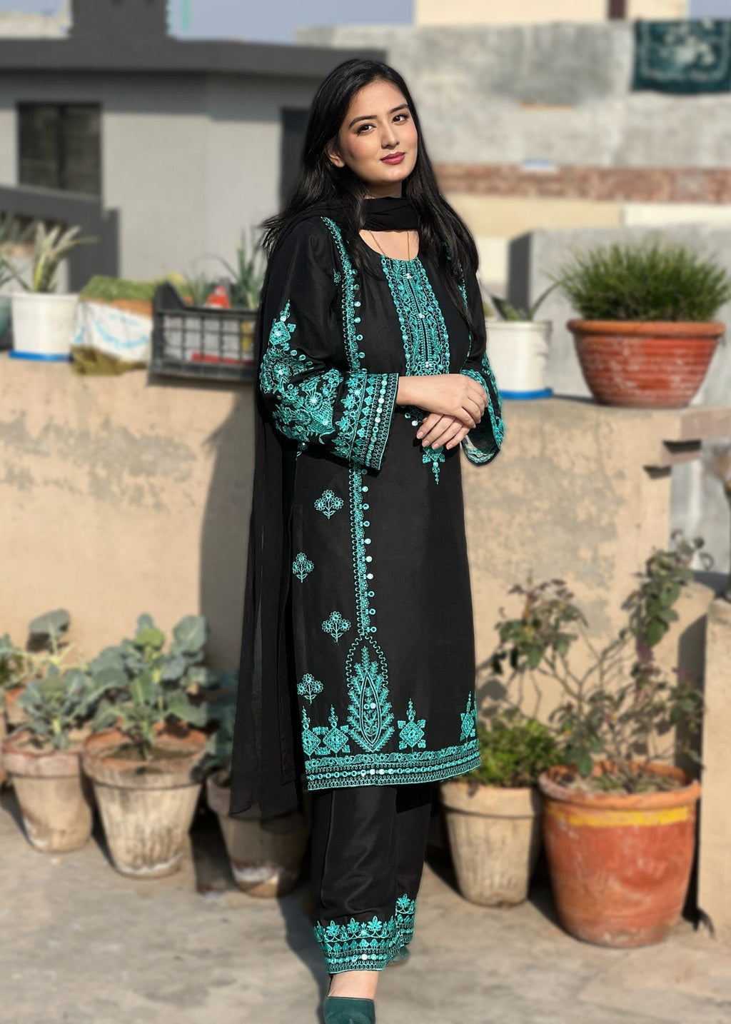 Chaudhary Arts kaira Embroidered black Women 2pcs