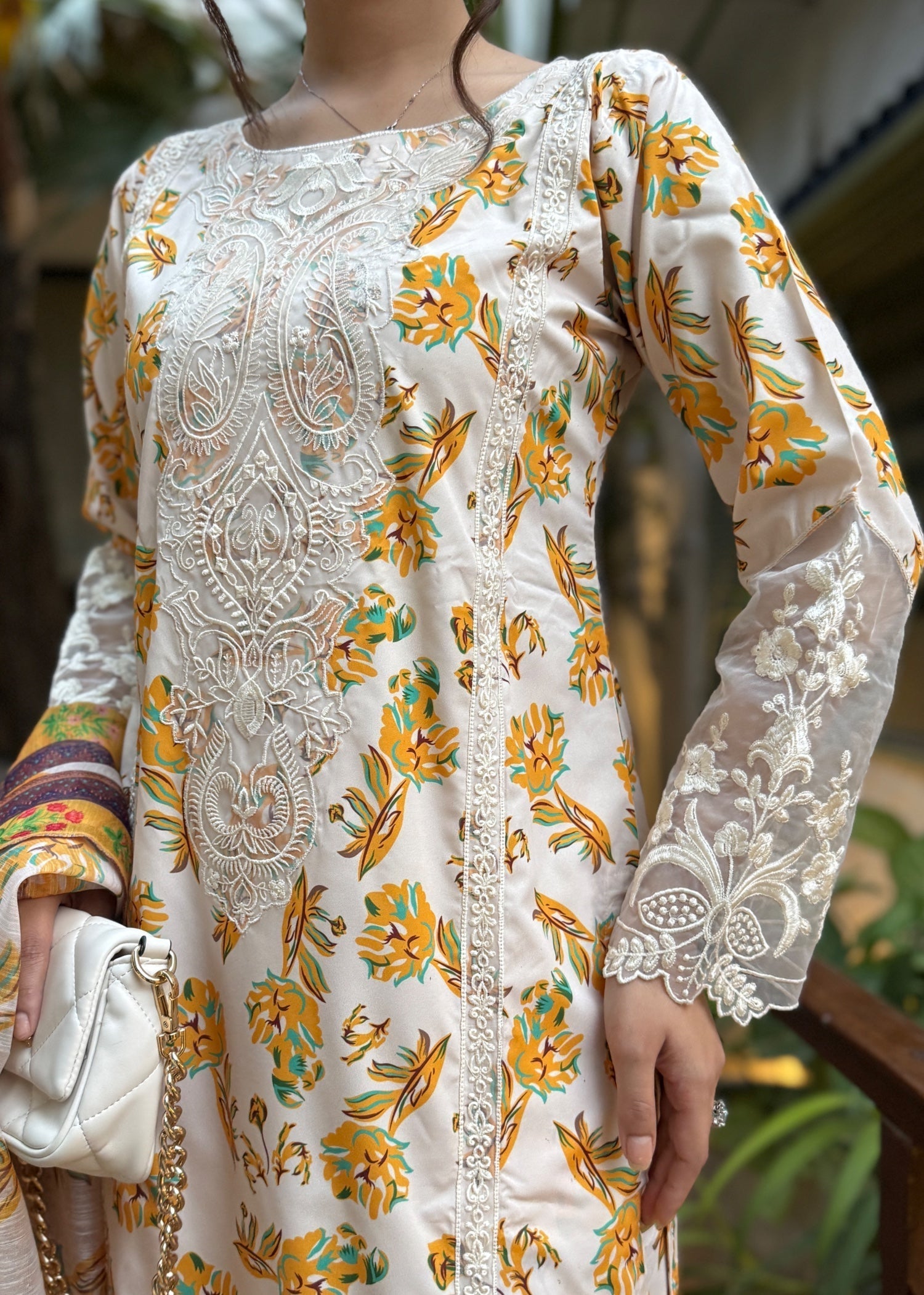 Ayesha B (Aroob) Women 3pcs