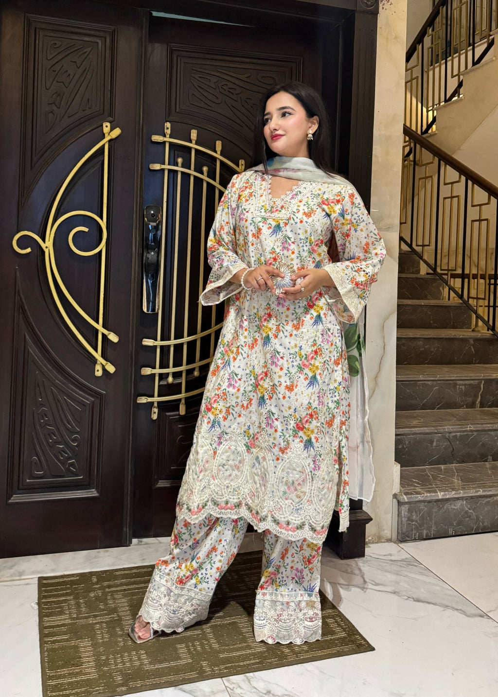 Suits By Sadia FLORAL WHITE LAWN Women 3pcs