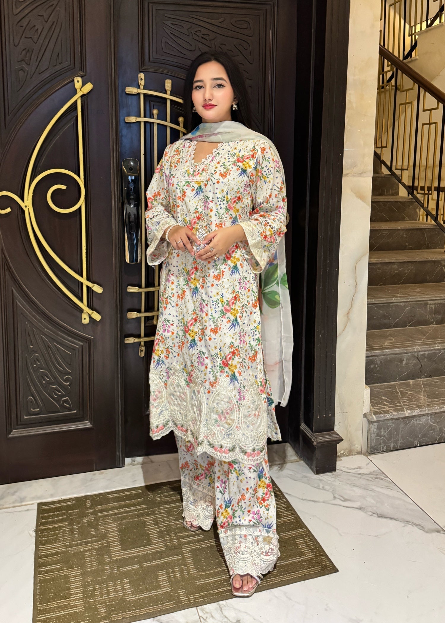 Suits By Sadia FLORAL WHITE LAWN Women 3pcs