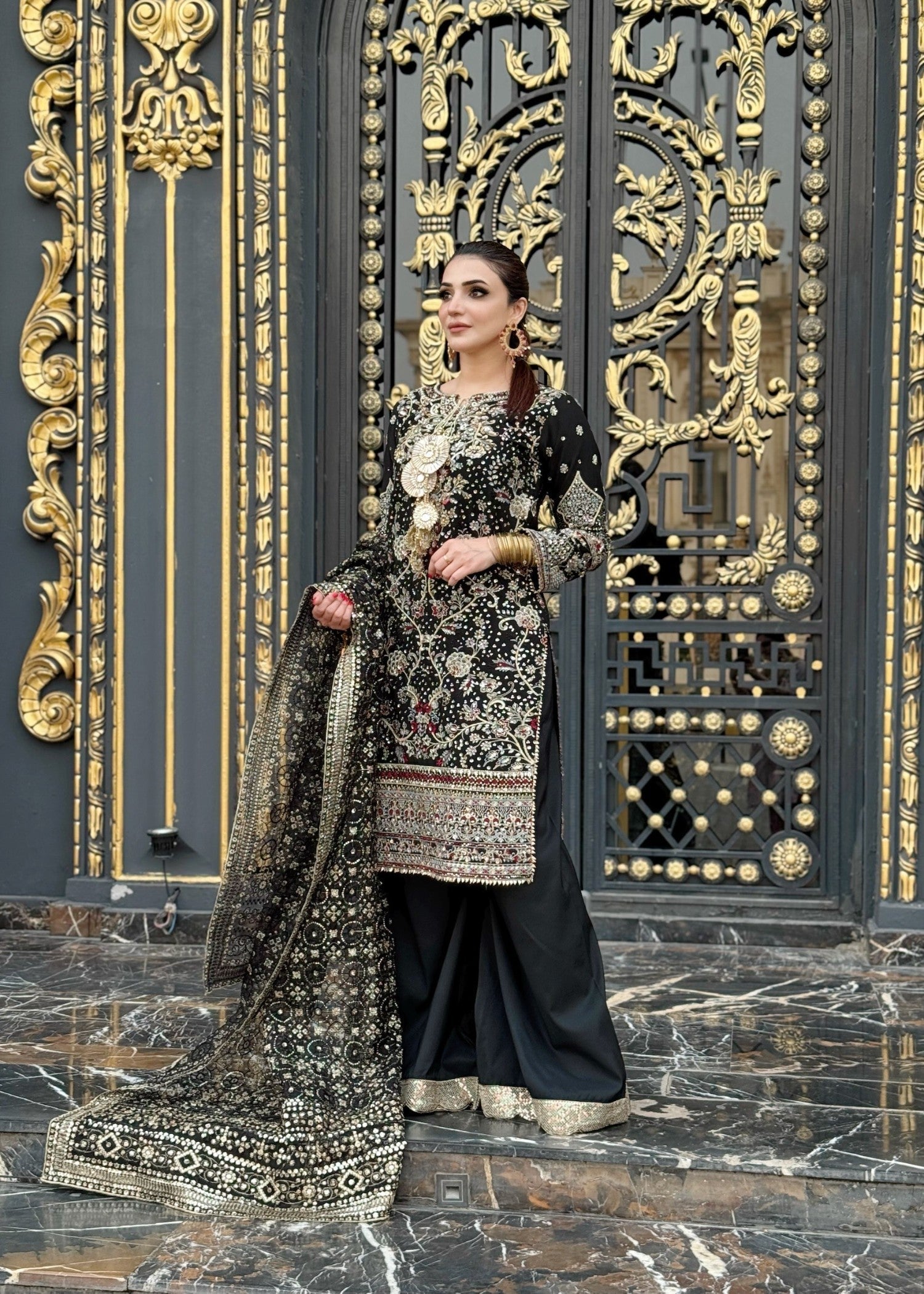 Zarmaad Noor e Nazar 04 – Classic Black Women 3pcs