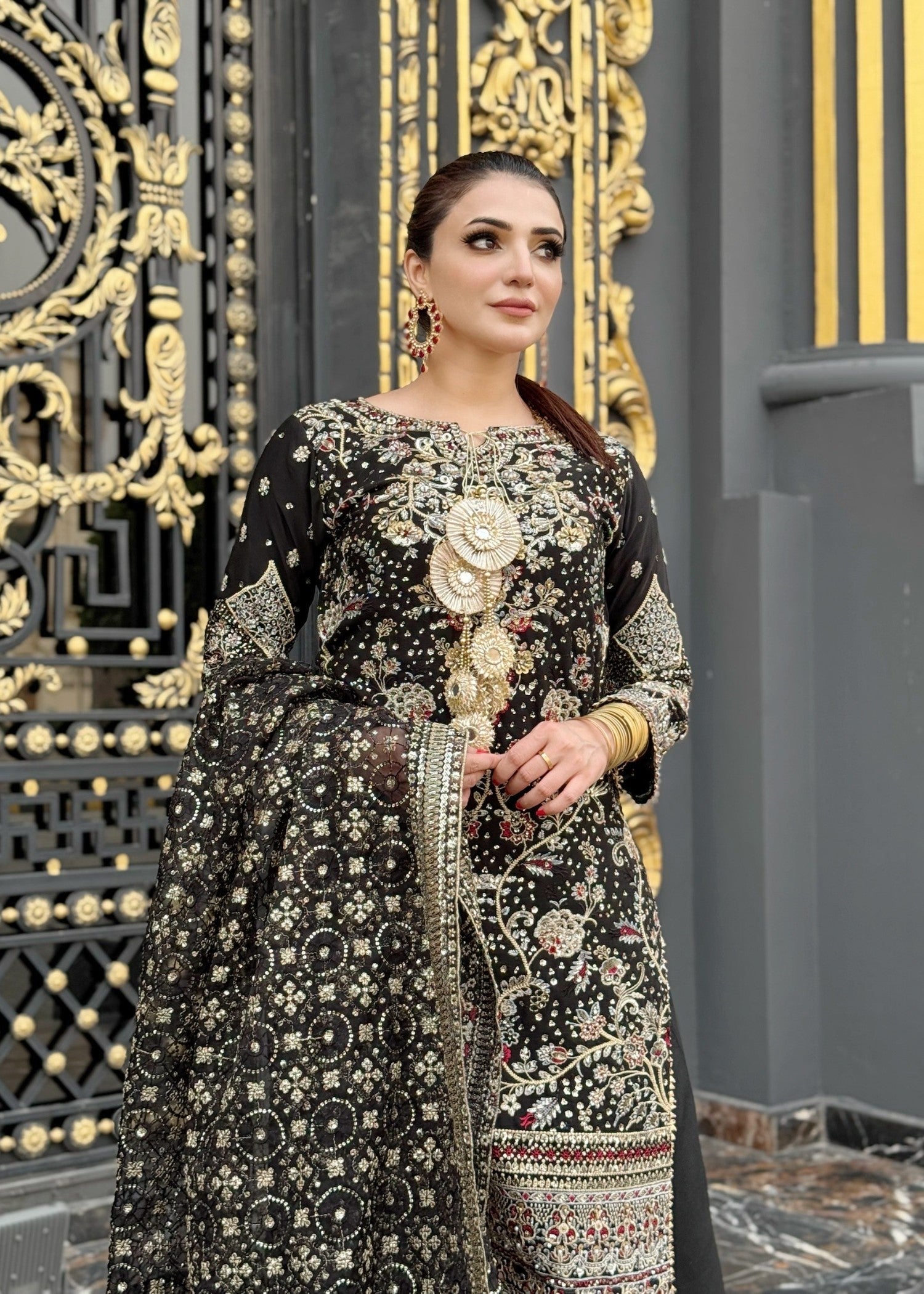 Zarmaad Noor e Nazar 04 – Classic Black Women 3pcs