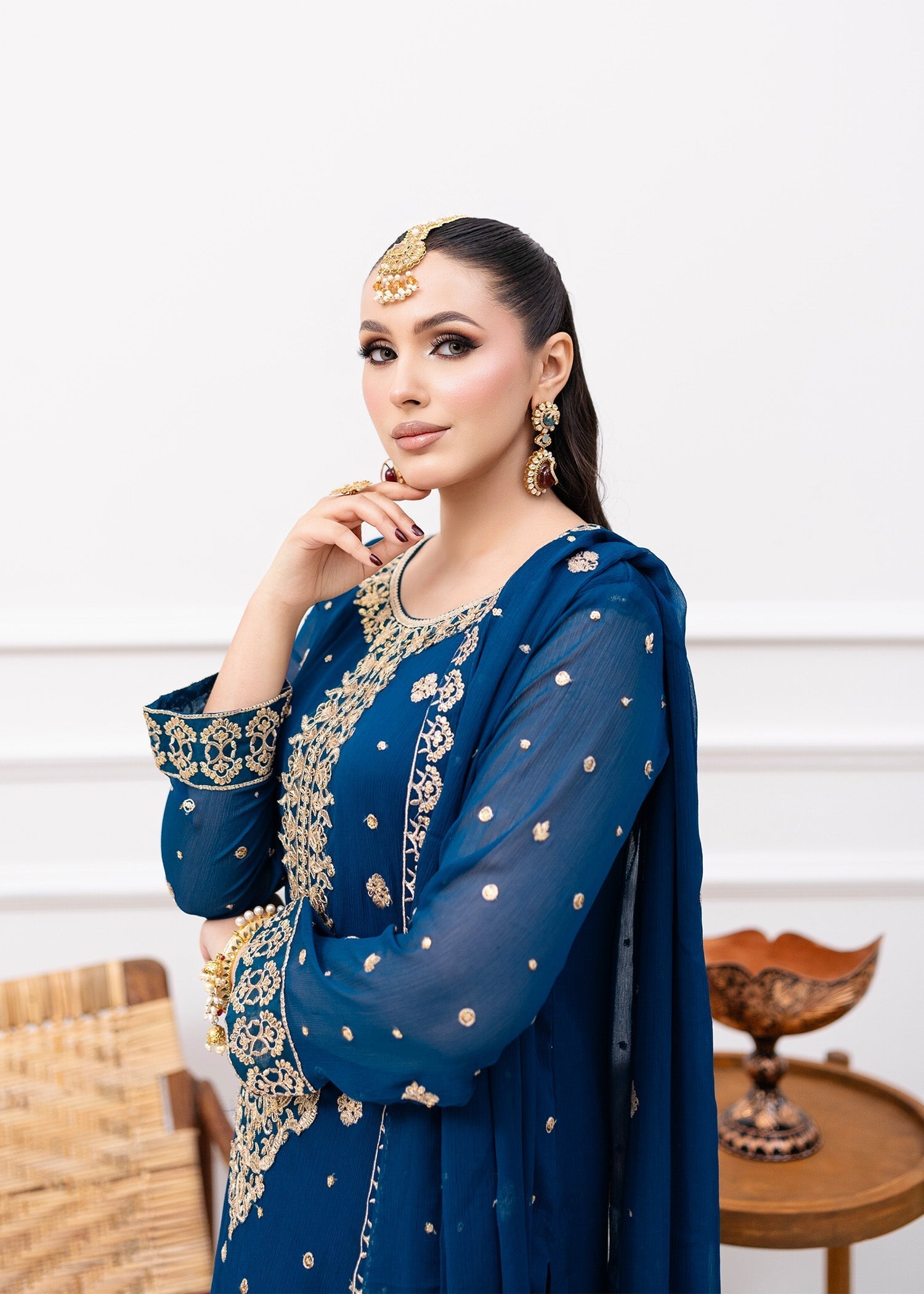 Agha Jaan EVARI Women 3pcs