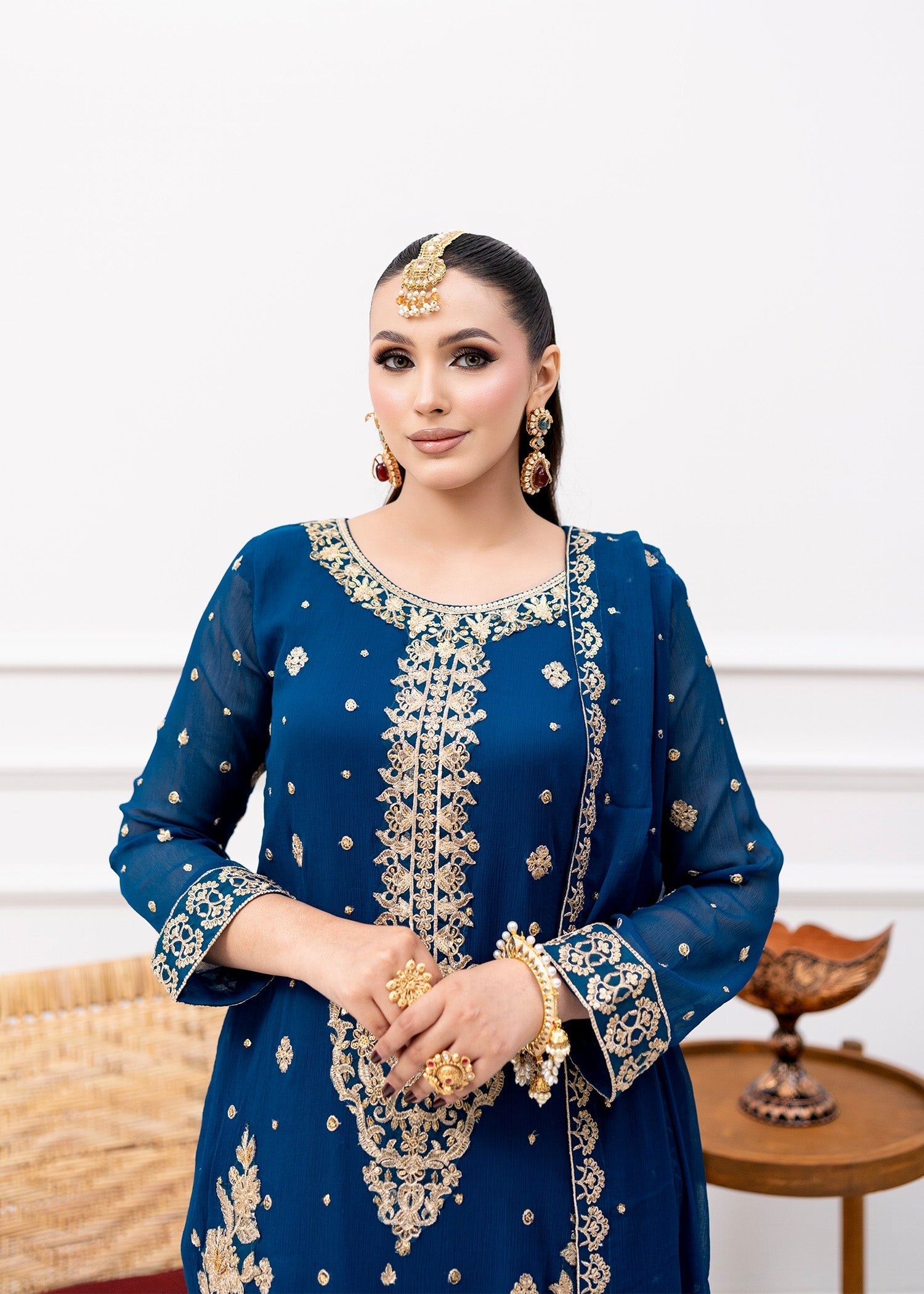 Agha Jaan EVARI Women 3pcs