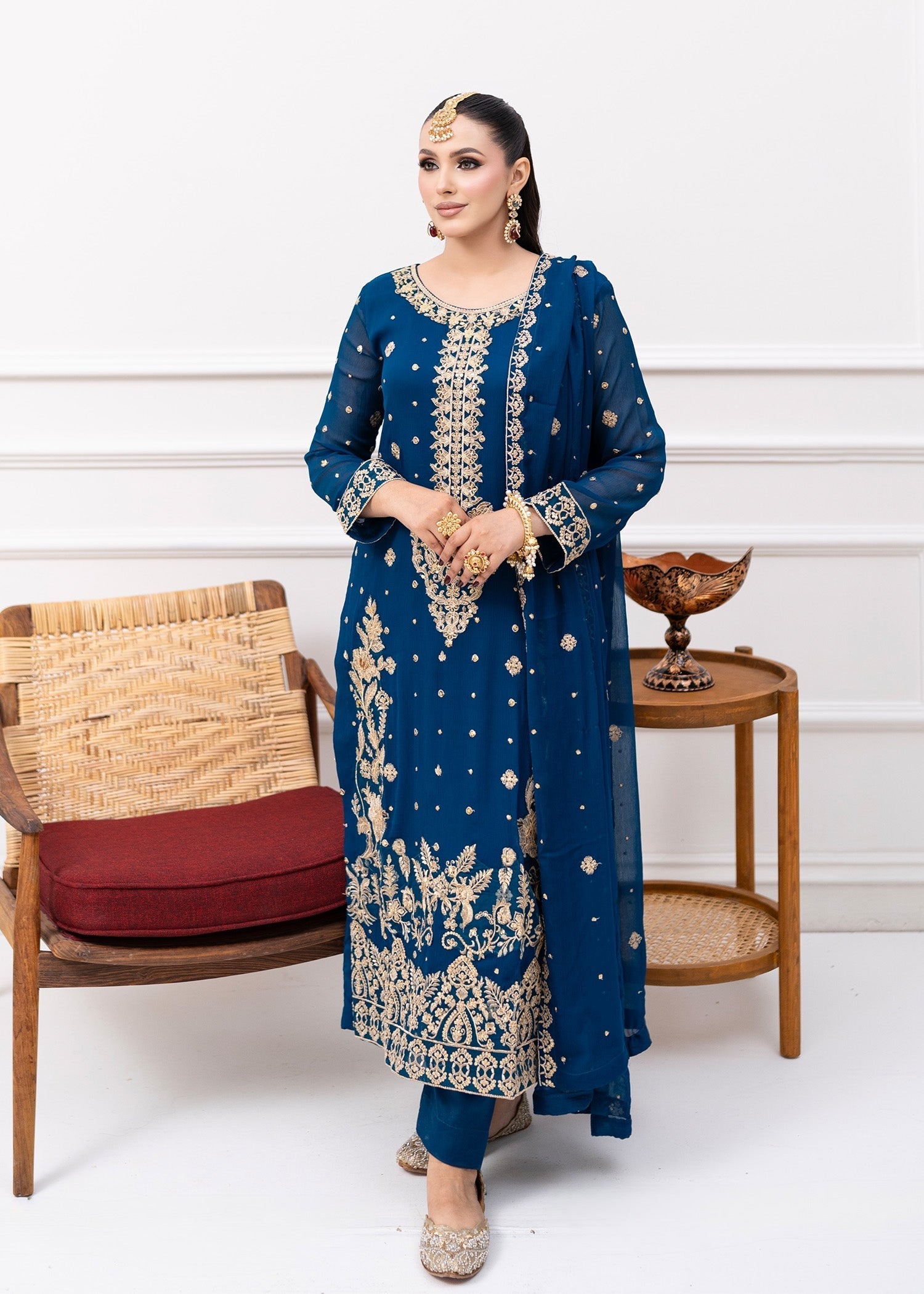 Agha Jaan EVARI Women 3pcs