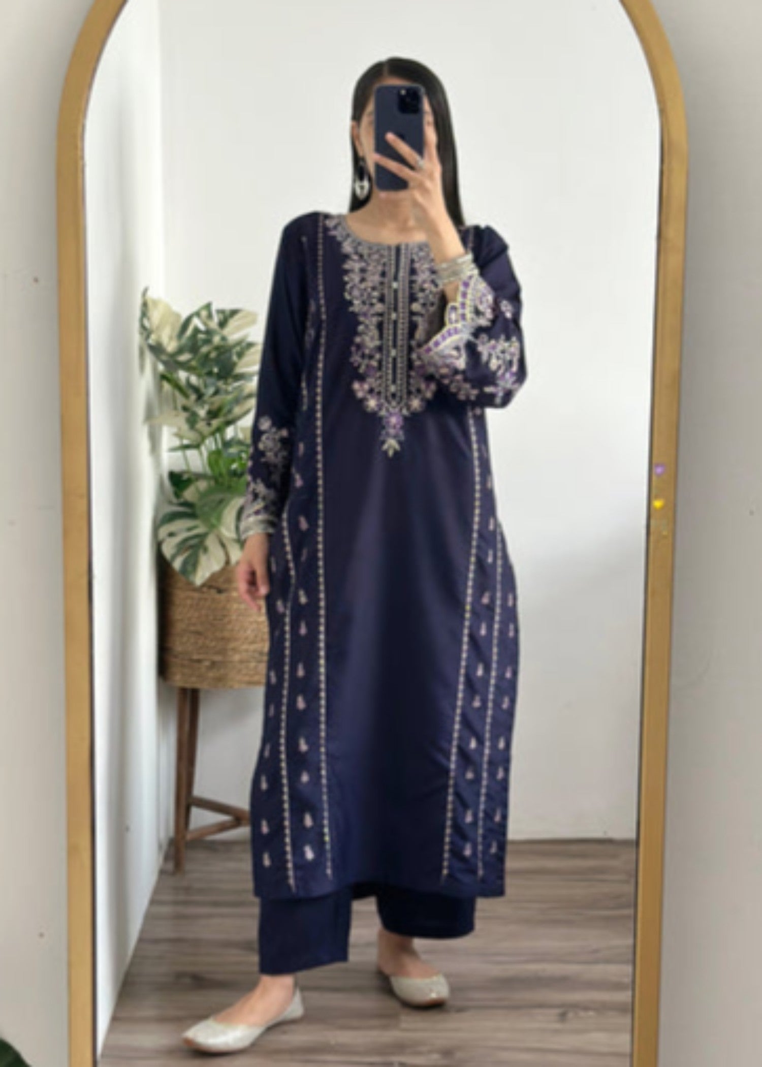 Chaudhary Arts Warda Embroidered Women 2pcs