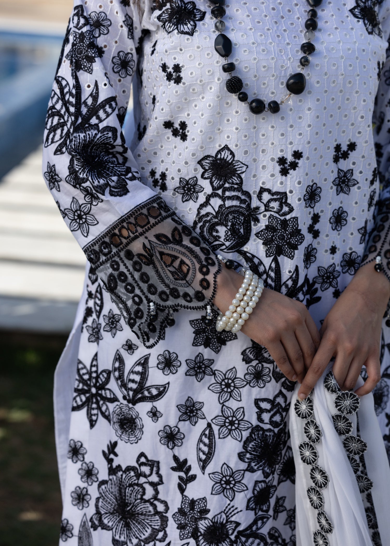 Suits By Sadia CHAND WALA SAFAID LAWN Women 3pcs