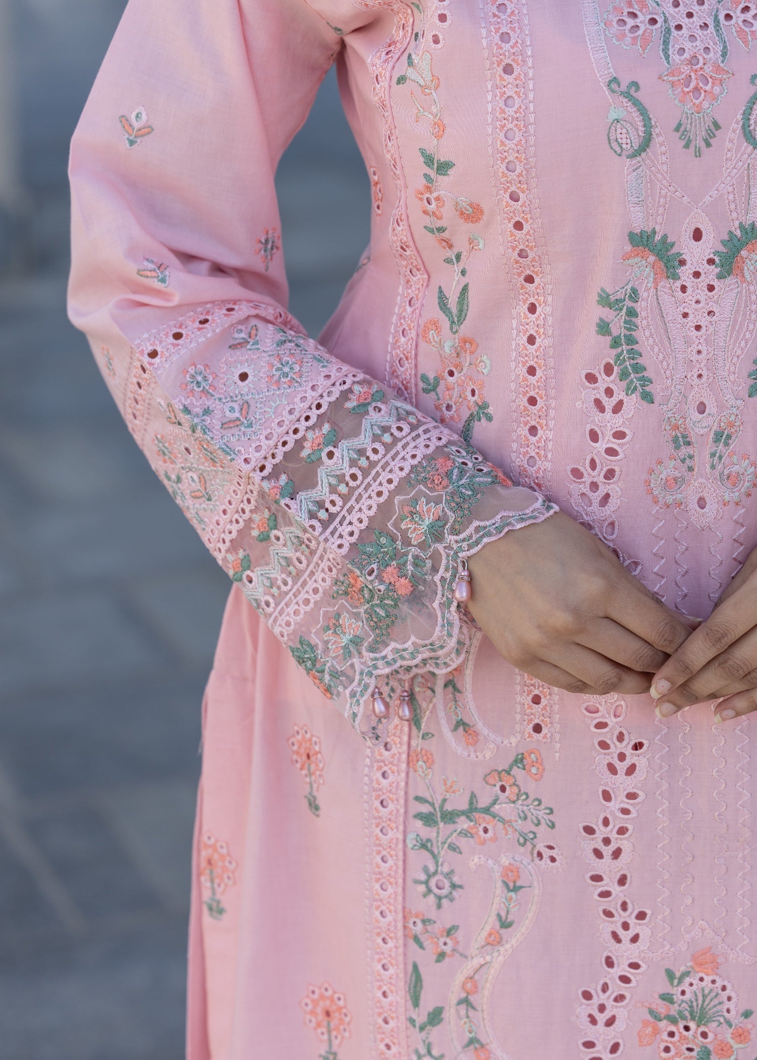 Suits By Sadia PINKY CHIKANKARI LAWN Women 3pcs