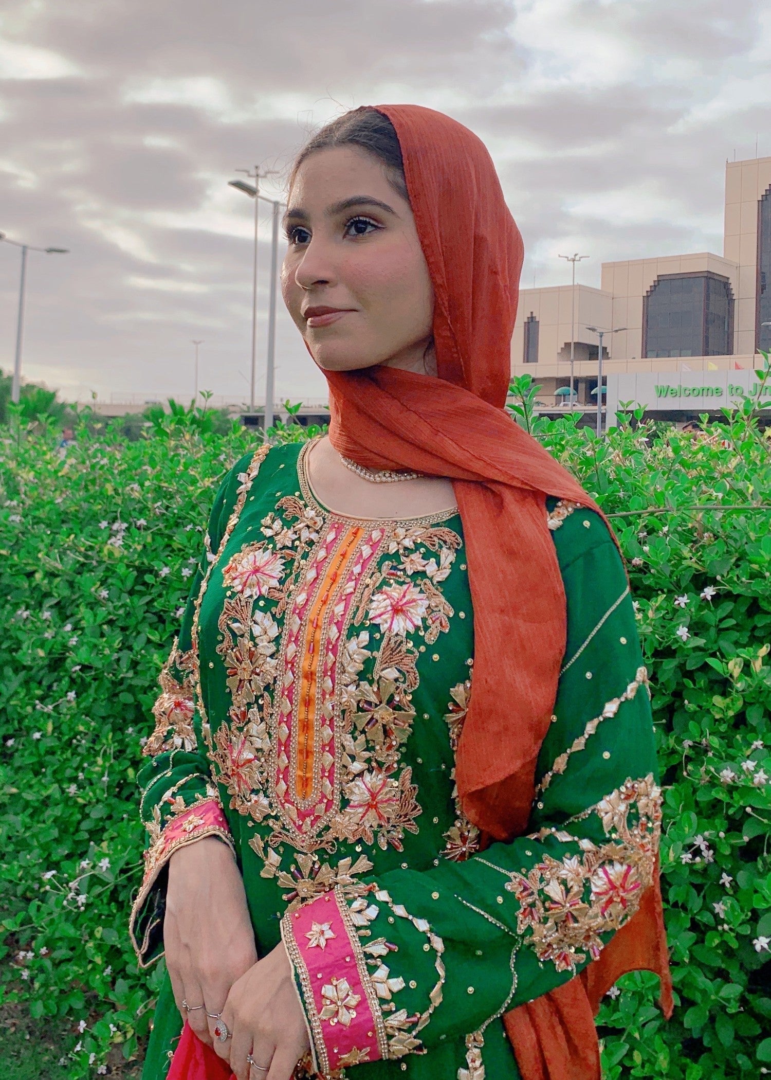 Inaaya Fashion GREEN SAPPHIRE Women 3pcs