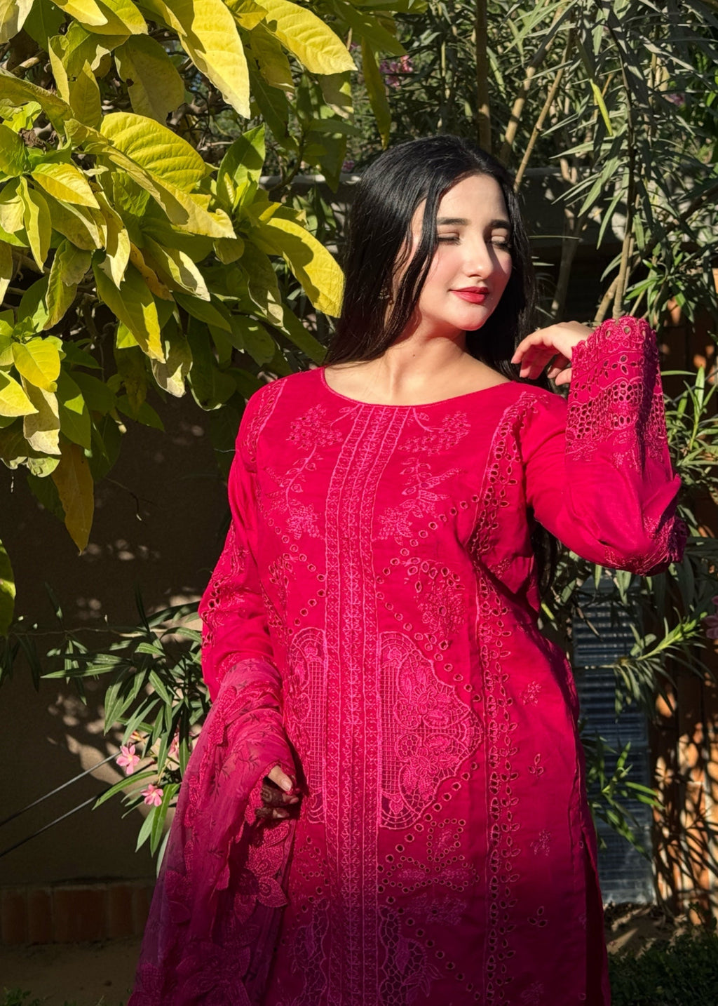 Suits By Sadia Shocking pink lawn Women 3pcs