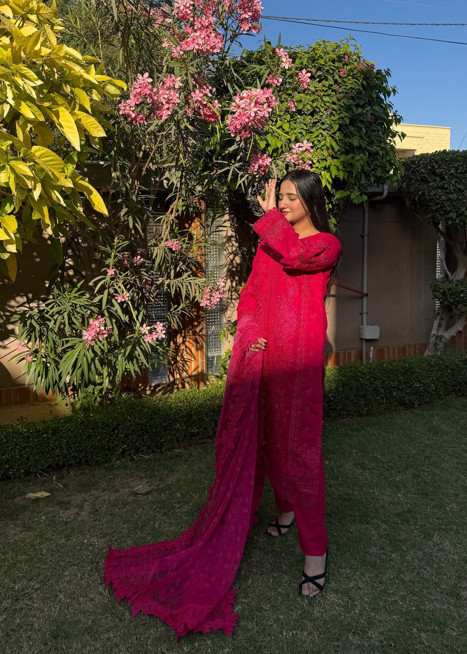 Suits By Sadia Shocking pink lawn Women 3pcs