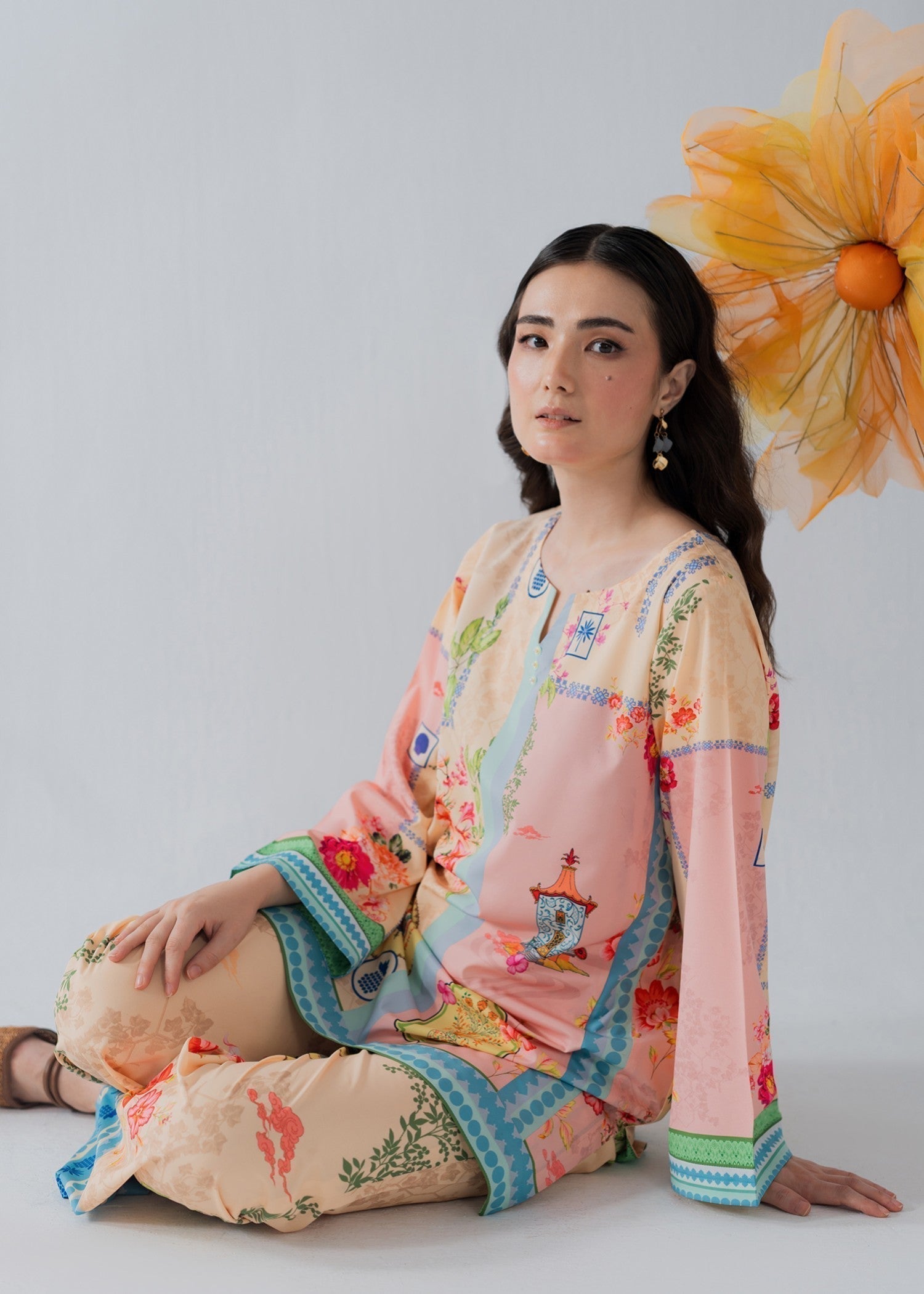 Kiara Ceze Women 2pcs