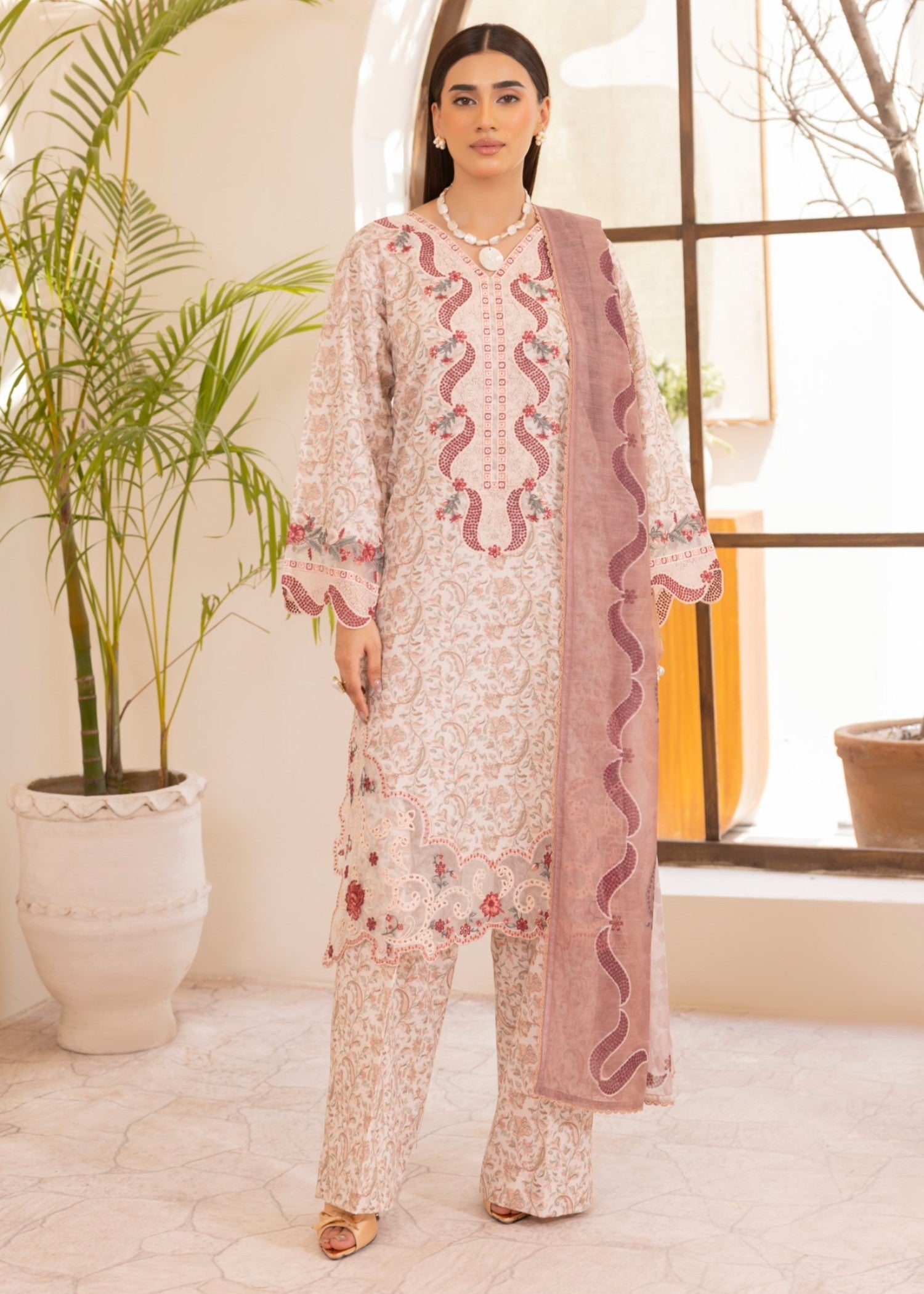 Mohagni LP 04 LAWN STITCHED Women 3pcs