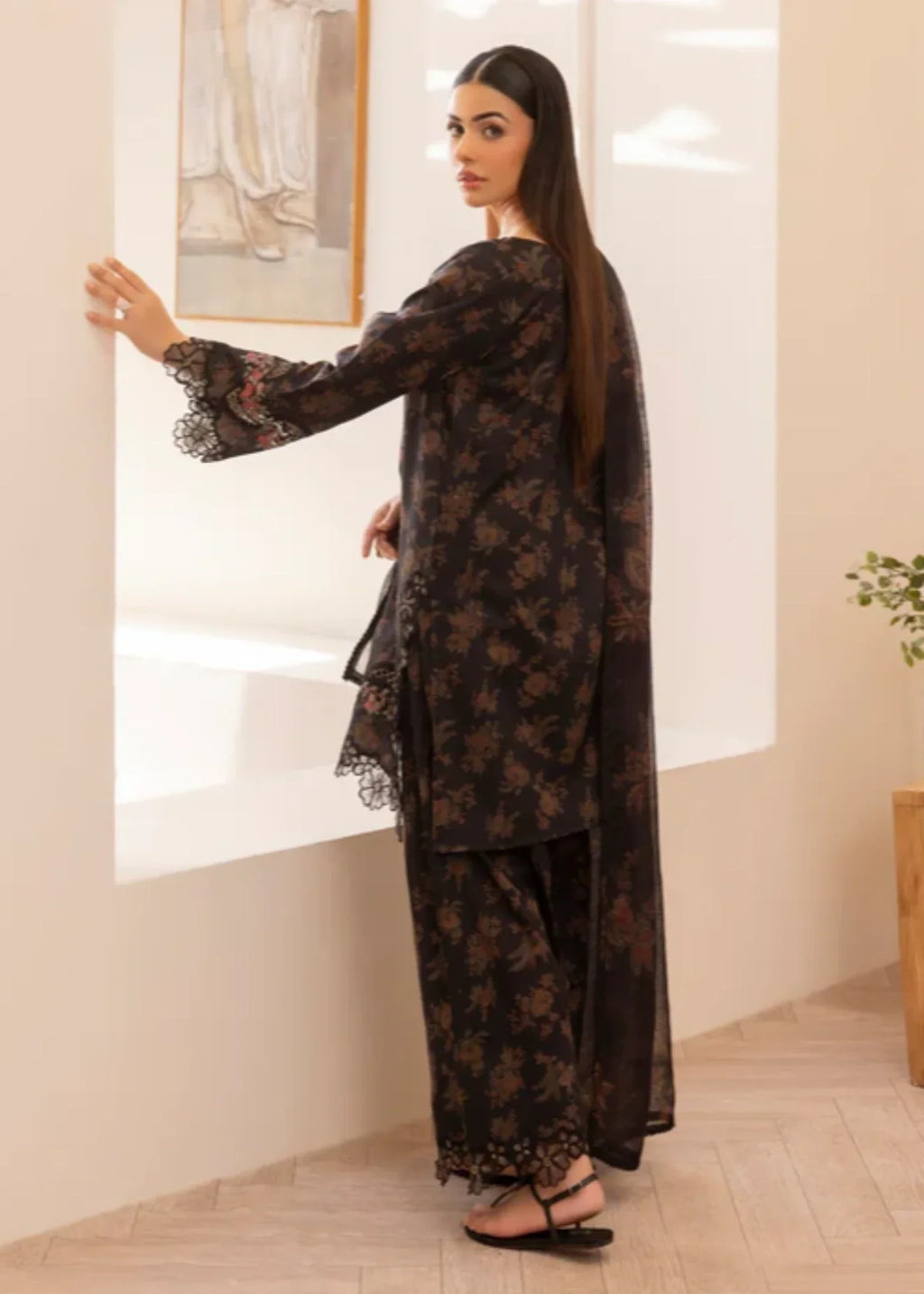 Mohagni LP 05 LAWN PRINTED Women 3pcs
