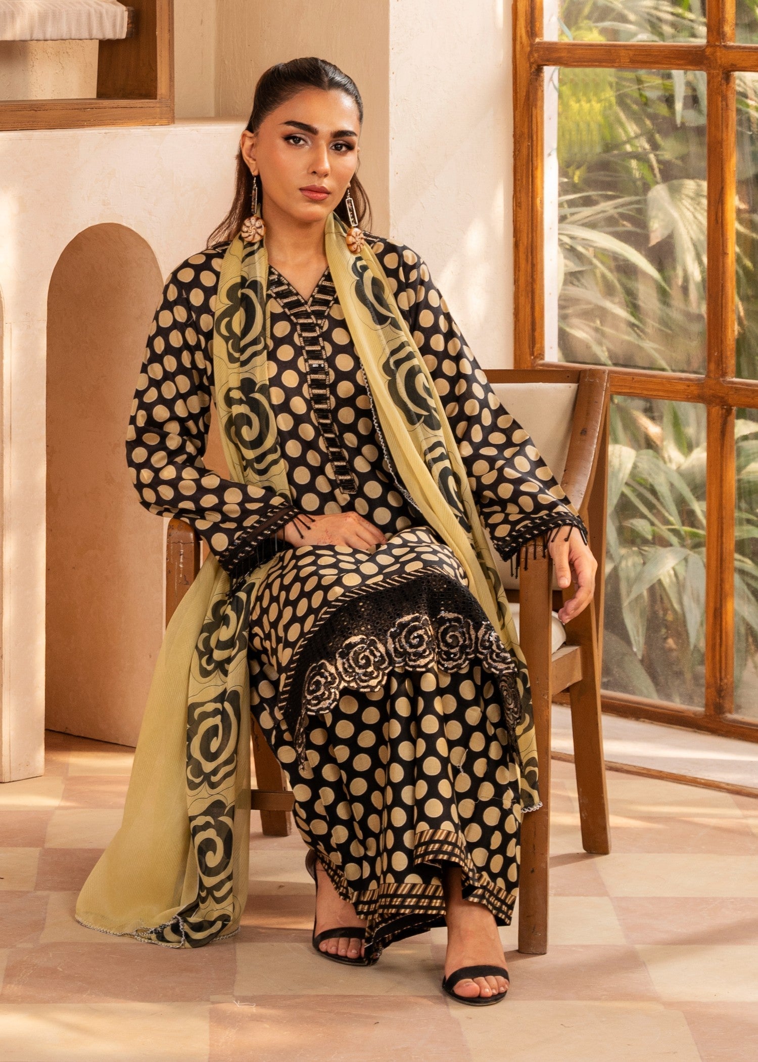 Polawn PD LAWN 25 401 B | PRET LAWN COLLECTION Women 3pcs