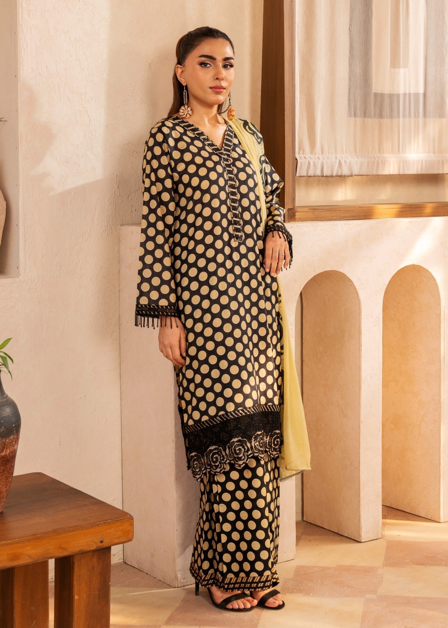 Polawn PD LAWN 25 401 B | PRET LAWN COLLECTION Women 3pcs