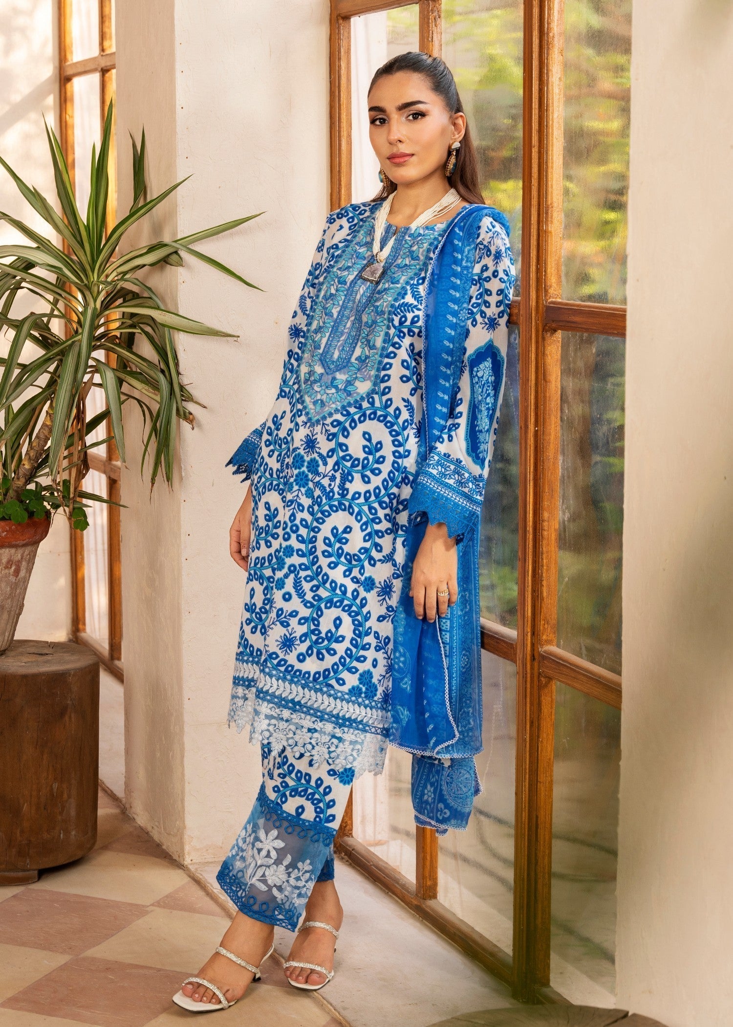 Polawn PD LAWN 25 407 B | PRET LAWN COLLECTION Women 3pcs