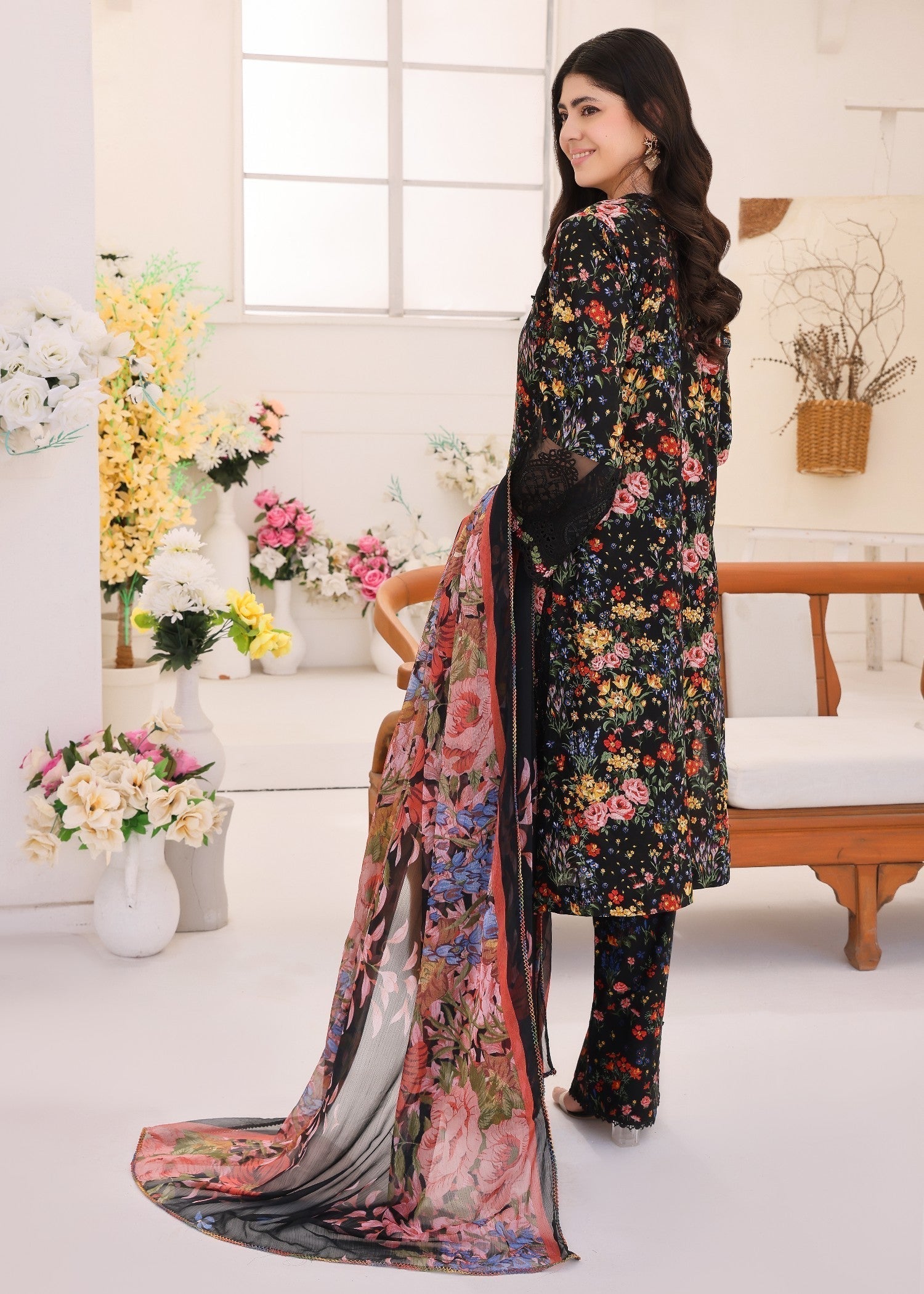 Polawn PD LAWN 25 413 B | PRET LAWN COLLECTION Women 3pcs