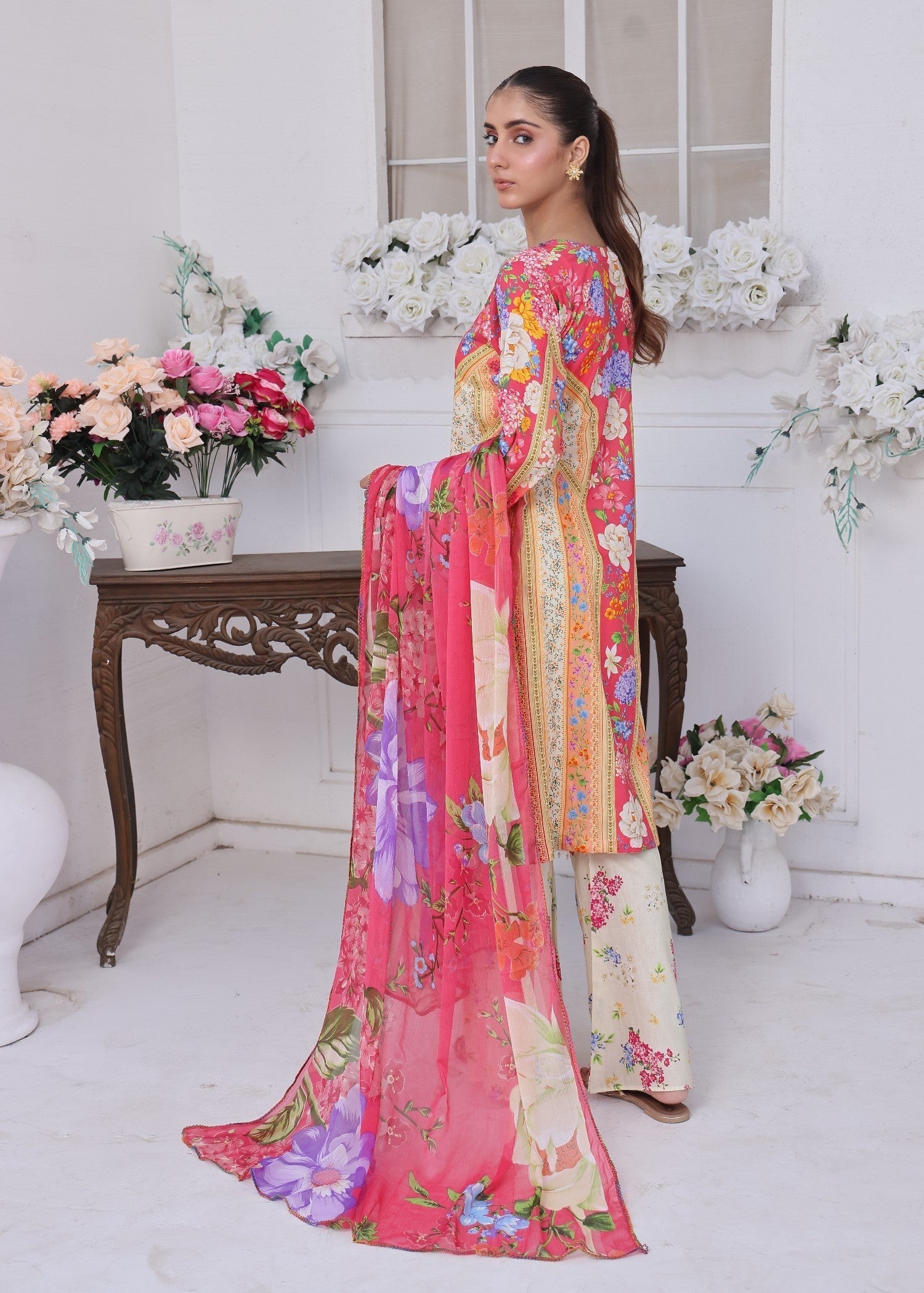 Polawn PD LAWN 25 414 B | PRET LAWN COLLECTION Women 3pcs