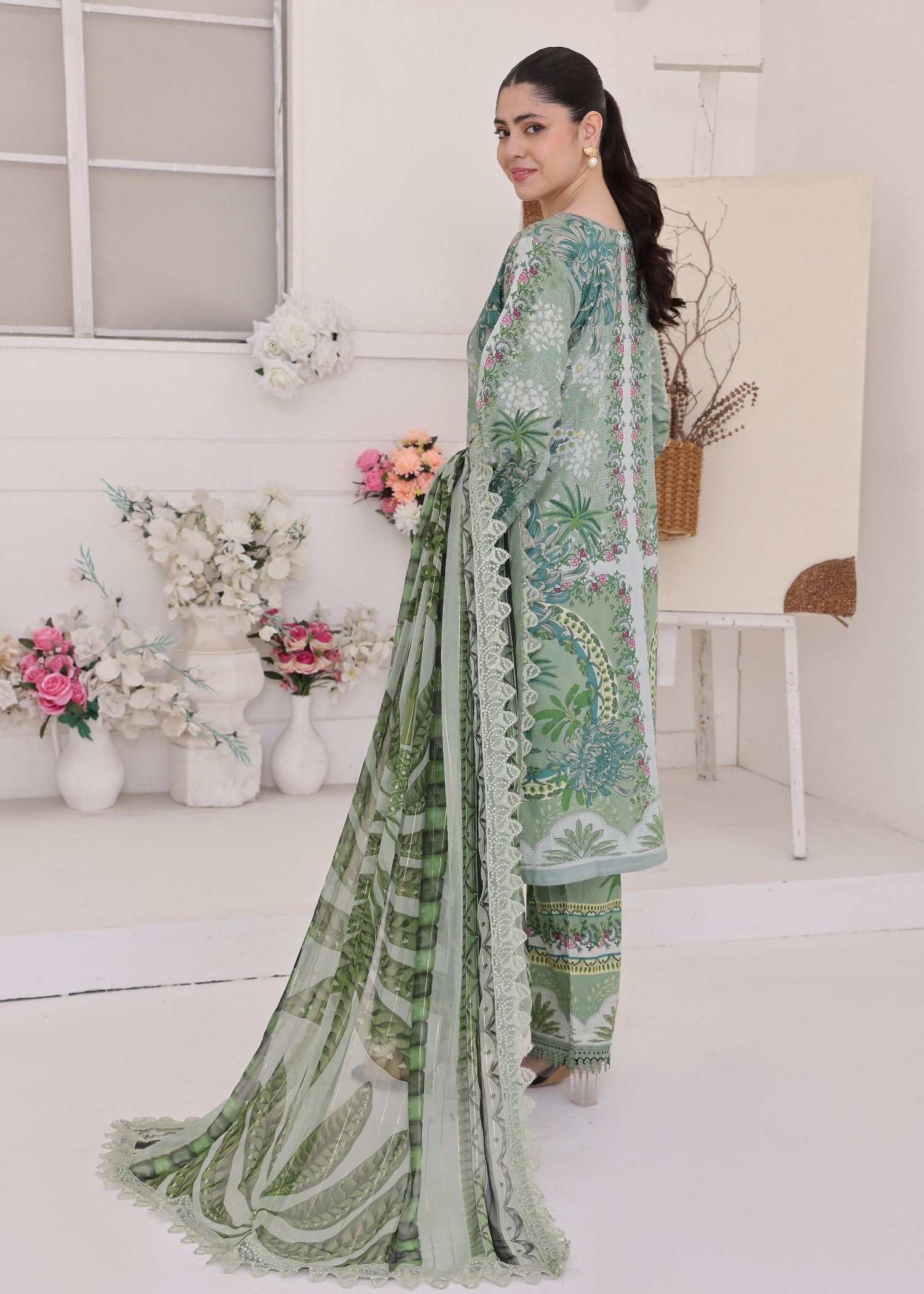 Polawn PD LAWN 25 415 A | PRET LAWN COLLECTION Women 3pcs