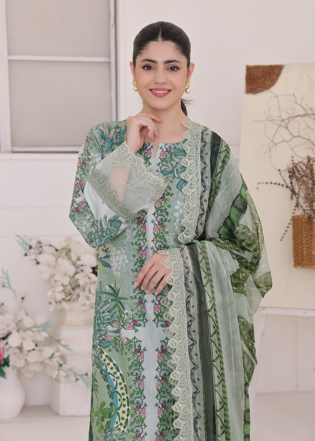 Polawn PD LAWN 25 415 A | PRET LAWN COLLECTION Women 3pcs