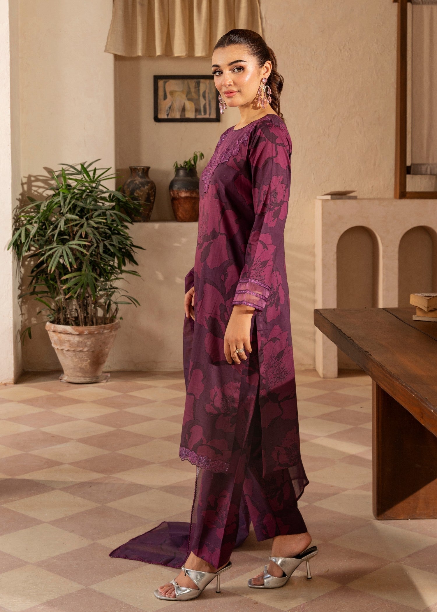 Polawn PD LAWN 25 422 A | PRET LAWN COLLECTION Women 3pcs