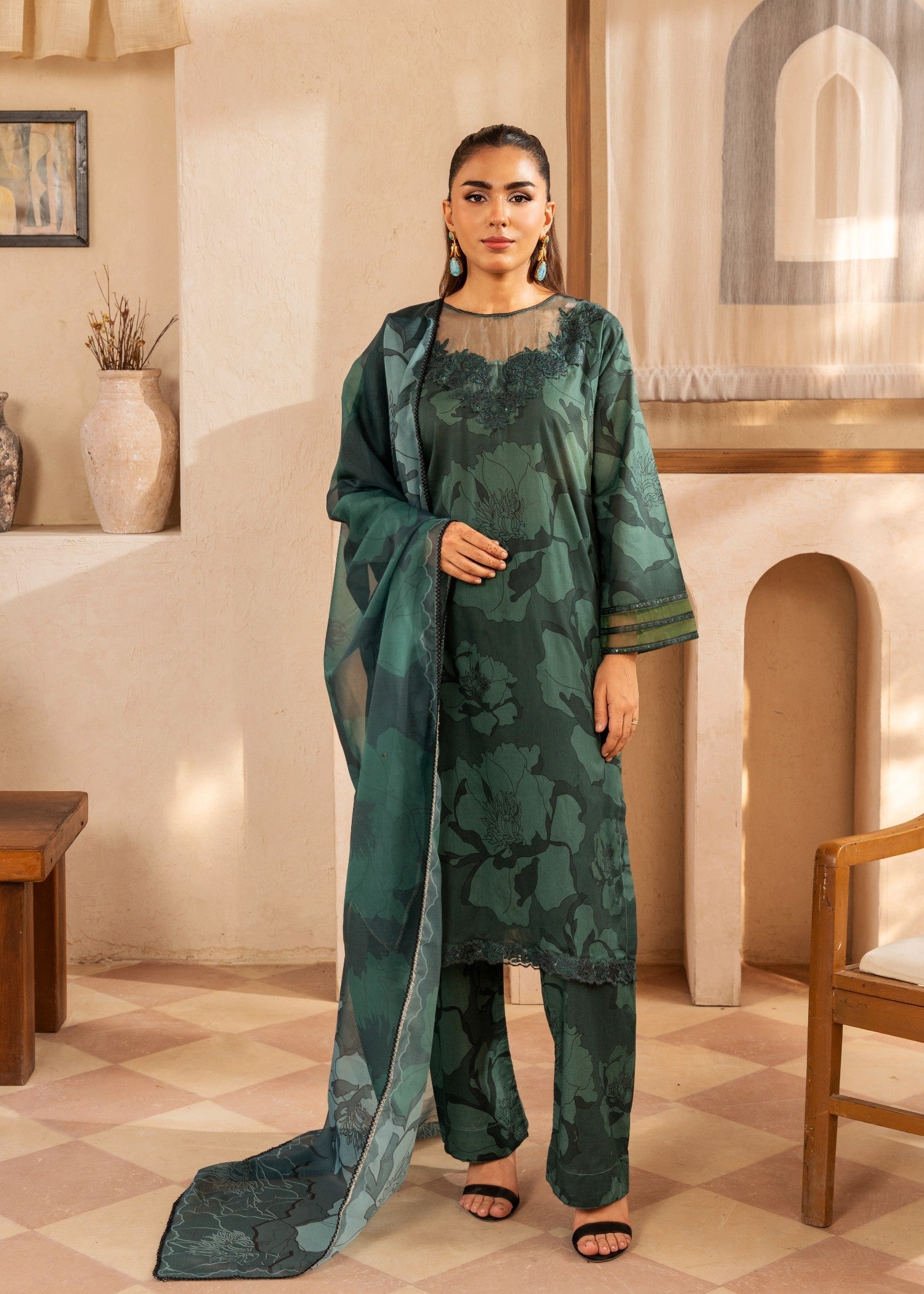 Polawn PD LAWN 25 422 B | PRET LAWN COLLECTION Women 3pcs