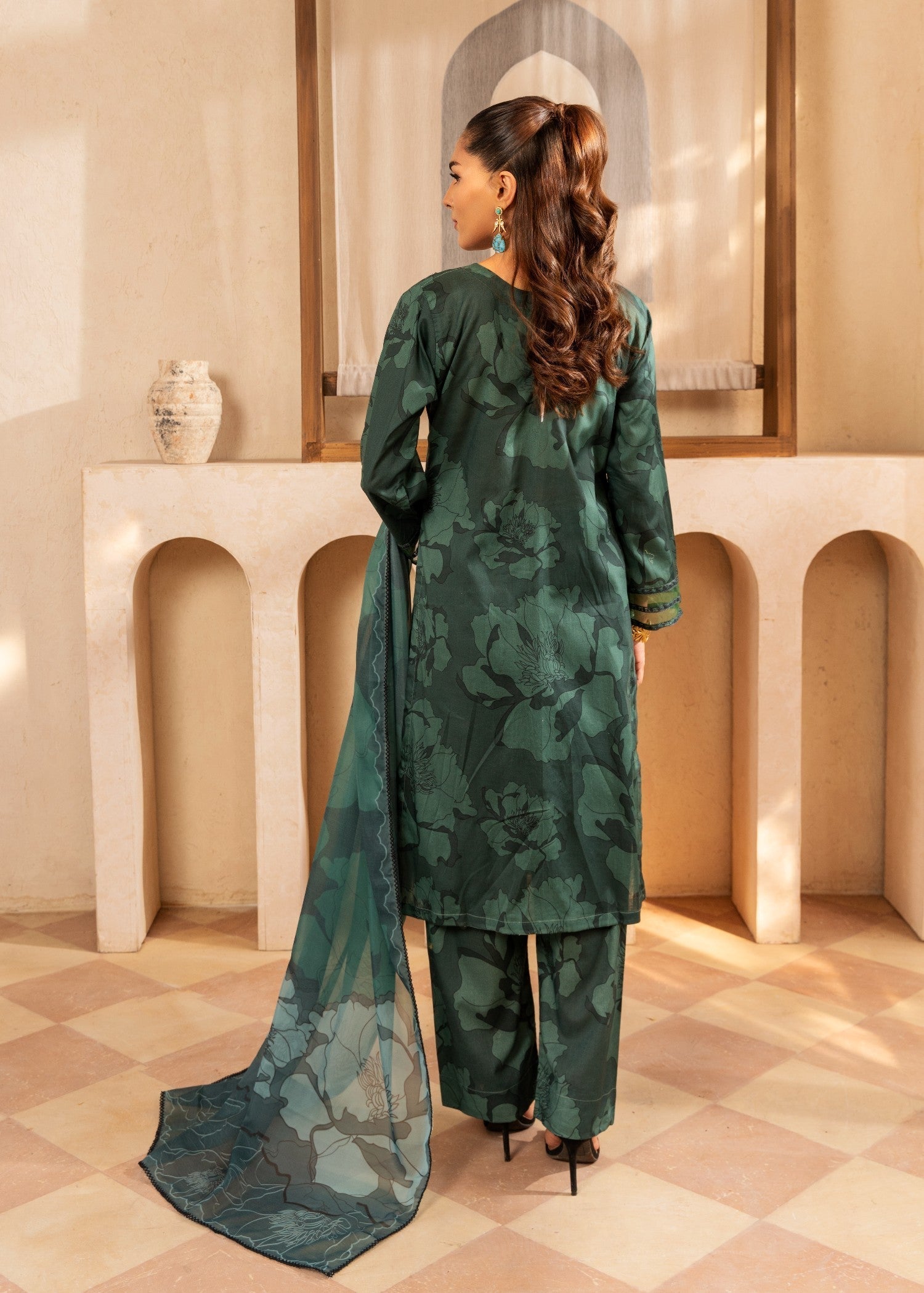 Polawn PD LAWN 25 422 B | PRET LAWN COLLECTION Women 3pcs