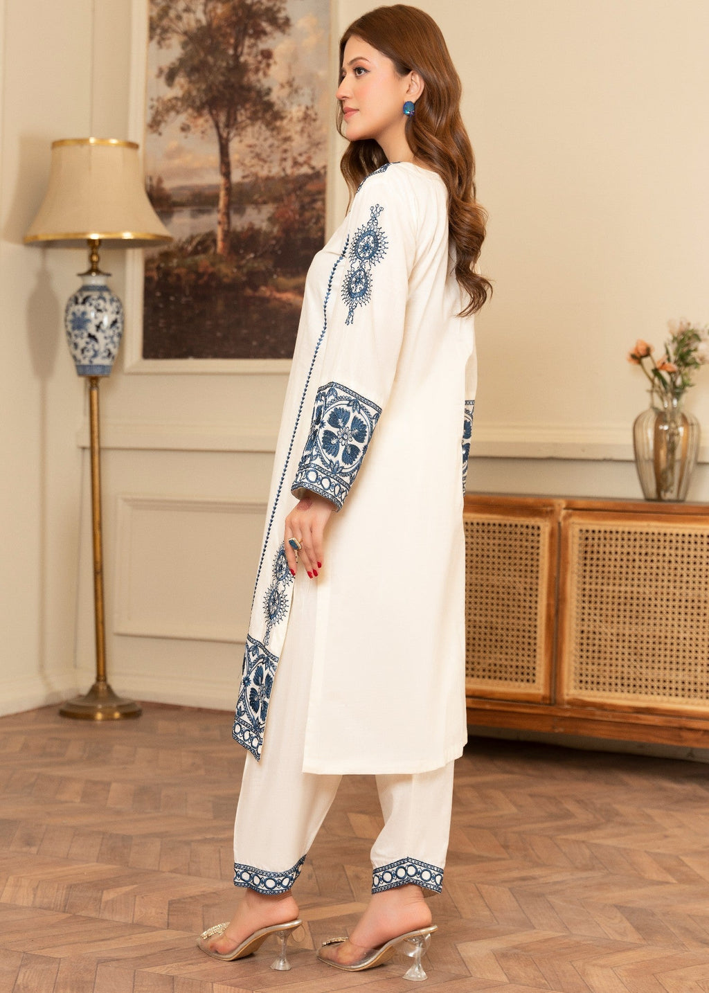 Sahibas By Mirza Rollin White Women 2pcs