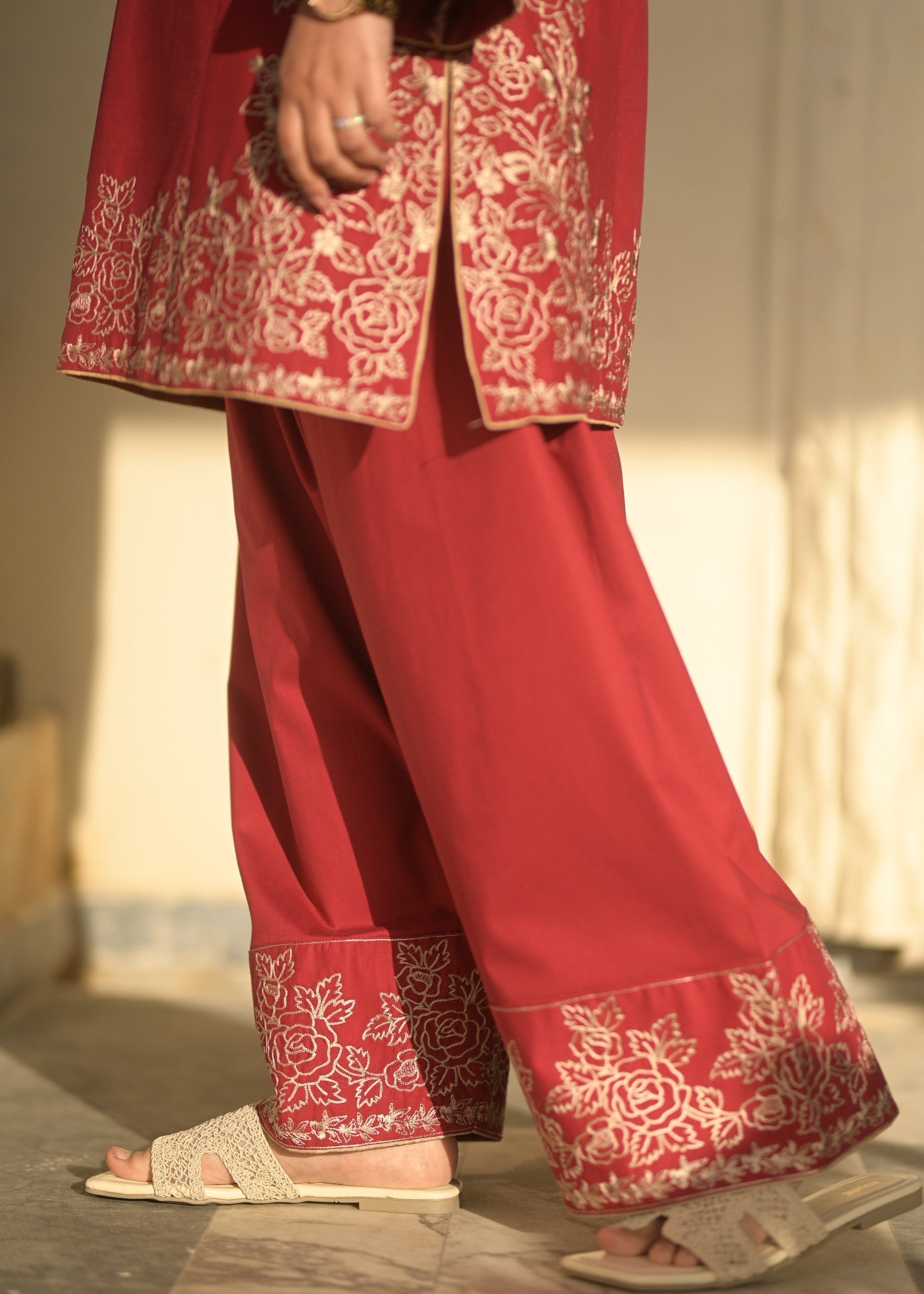 Ayesha Mubariz AVELINE LAWN RUBY RED Embroidered (AM028) Women 3pcs