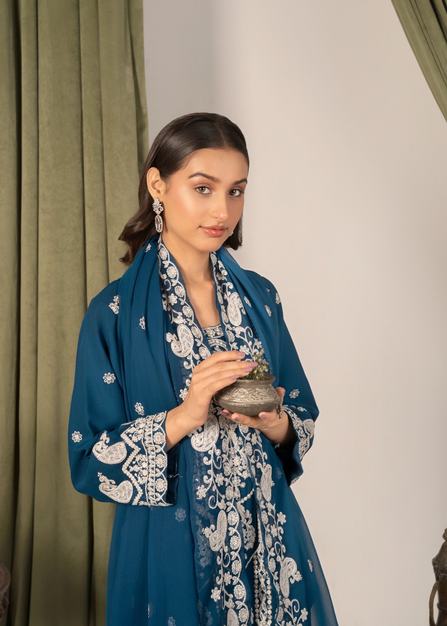 Four Season Boutique AFROZ TEAL BLUE Women 3pcs
