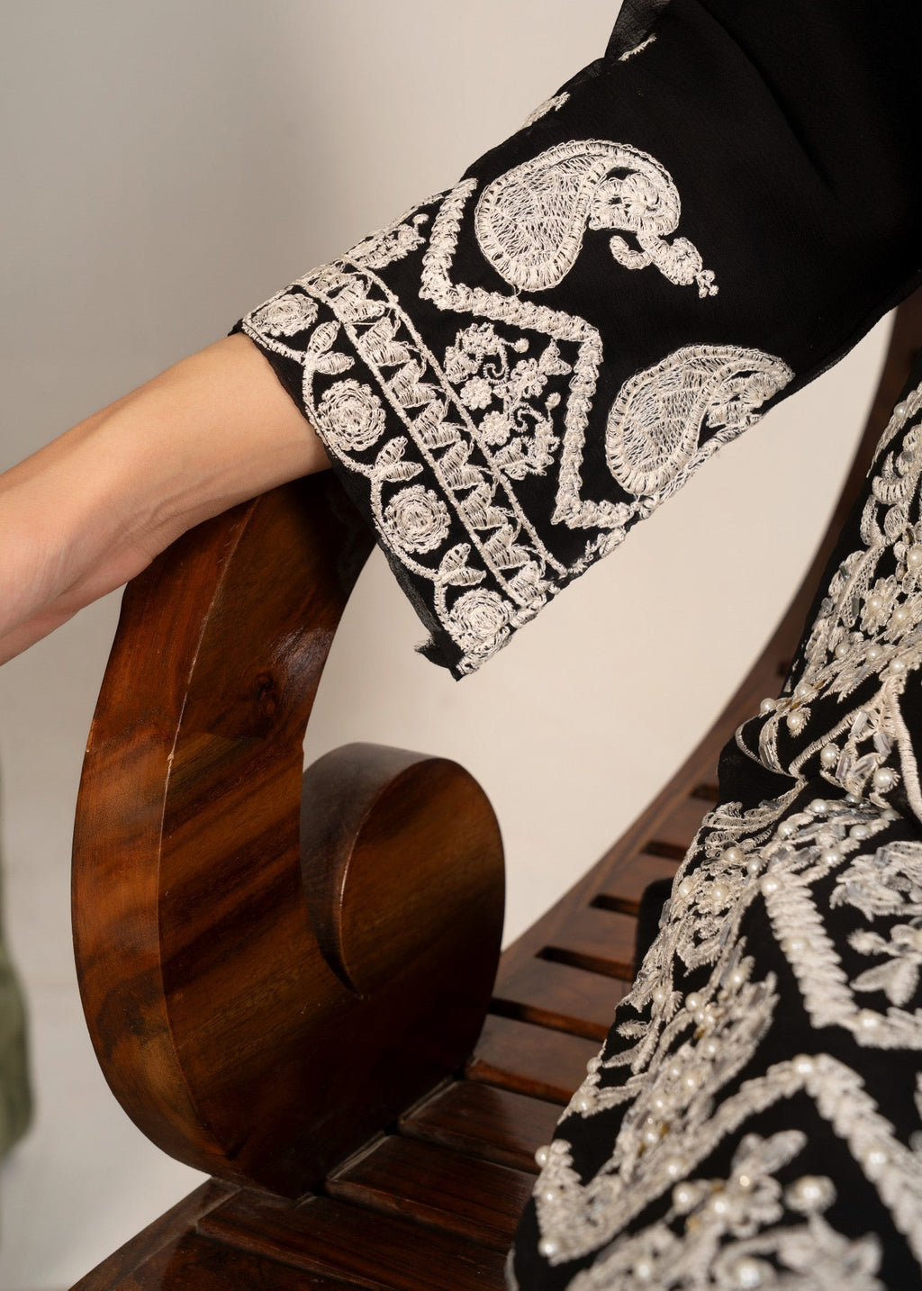 Four Season Boutique AFROZ BLACK Women 3pcs