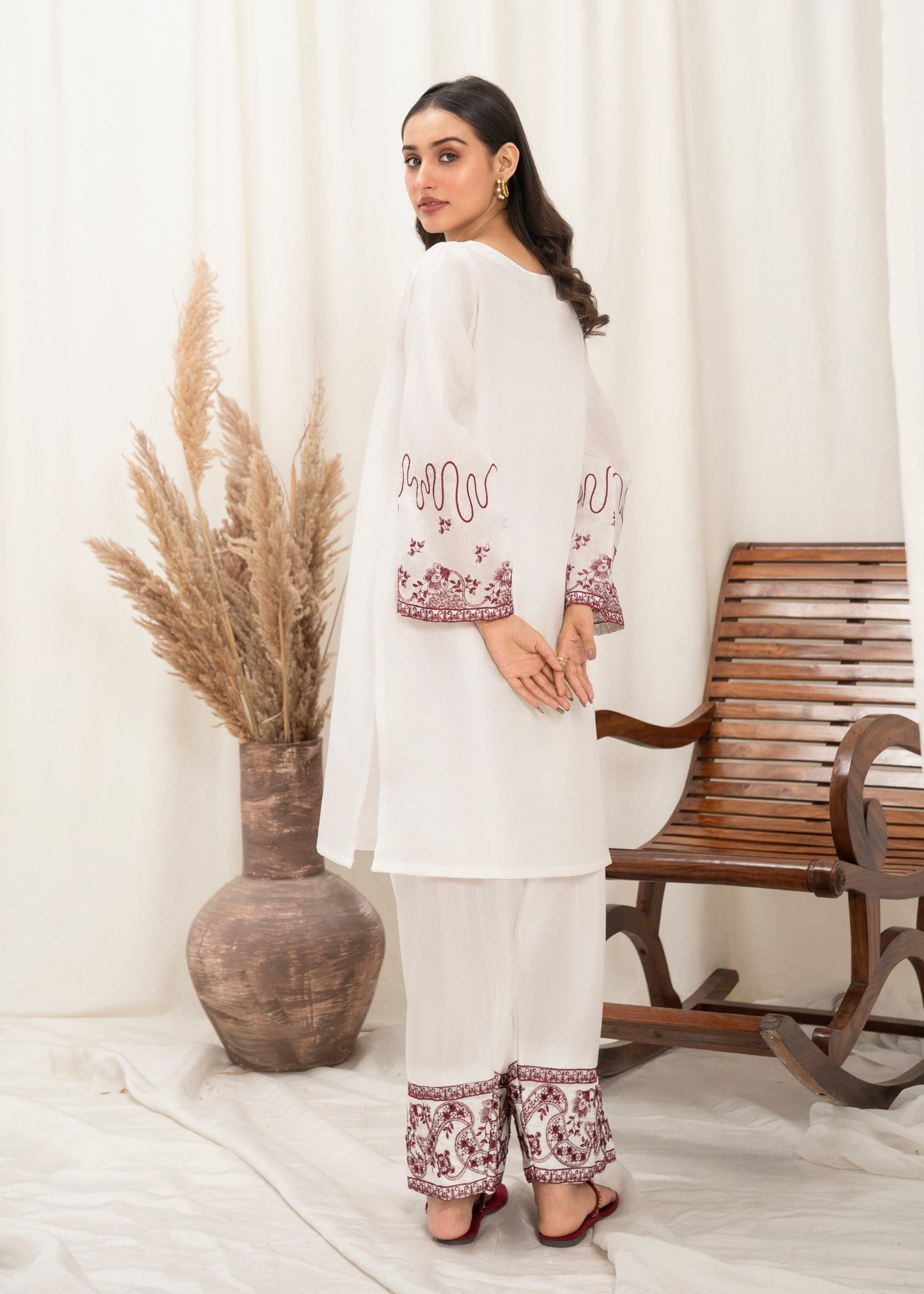 Aster Farshi White Rose Women 2pcs