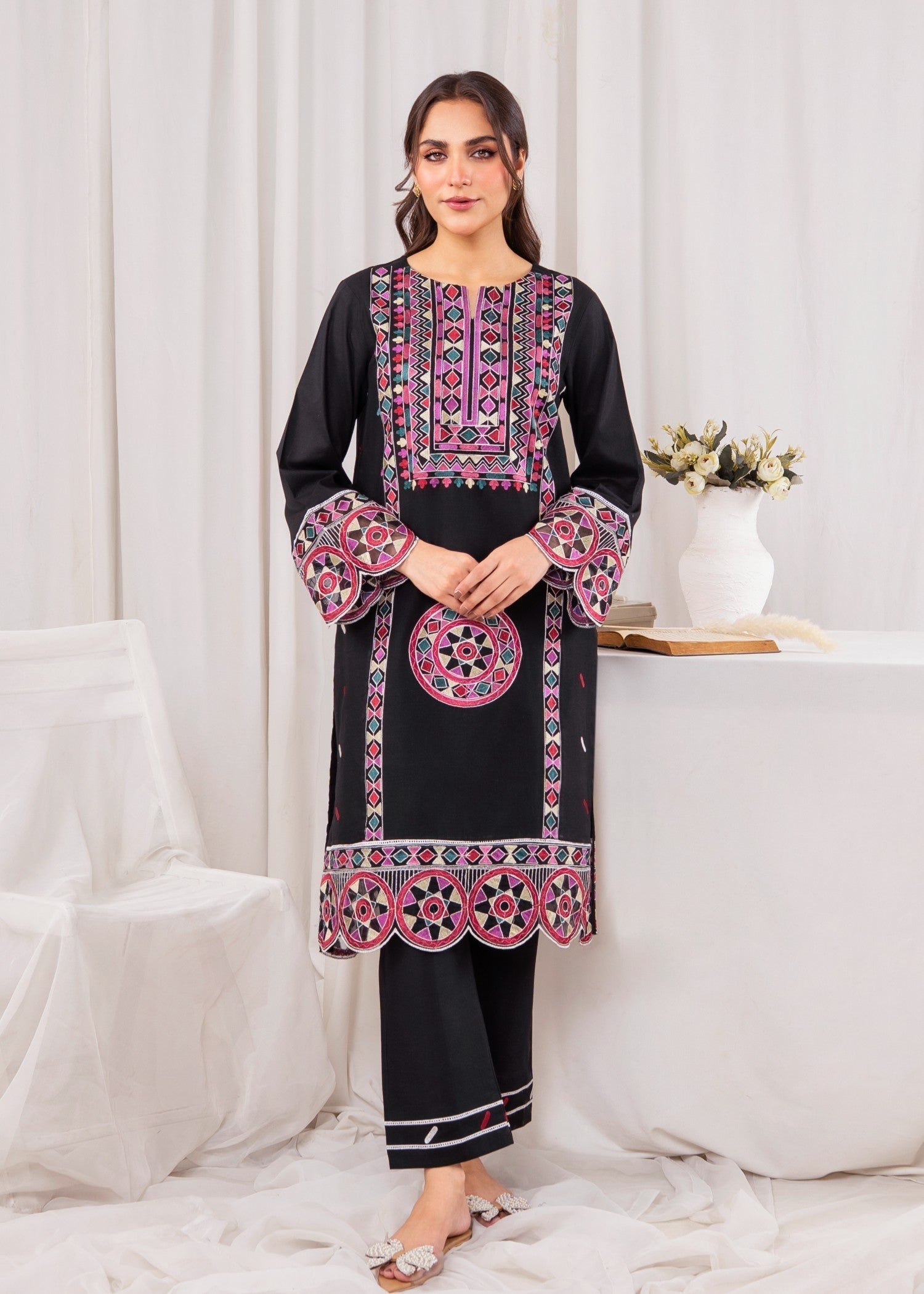Zoya&Zafar Satrangi Sindh Women 2pcs