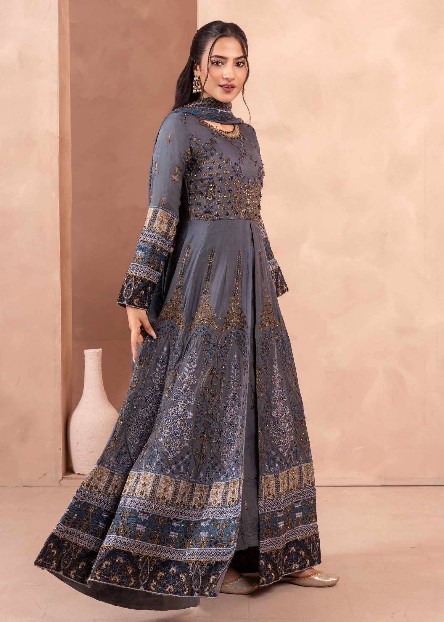 Alliyas_By_Farooqkhalid A 136 G Women 3pcs