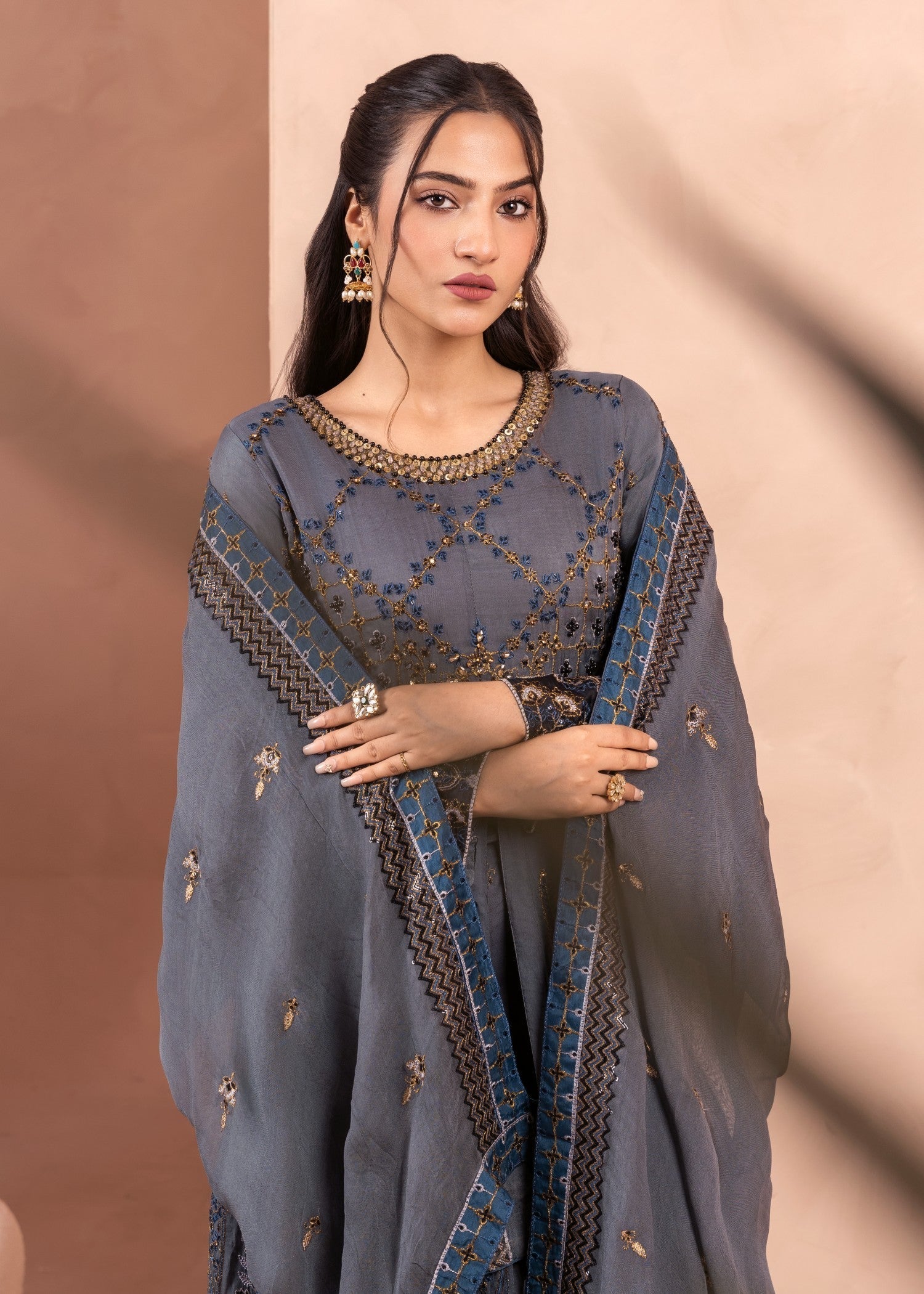 Alliyas_By_Farooqkhalid A 136 G Women 3pcs