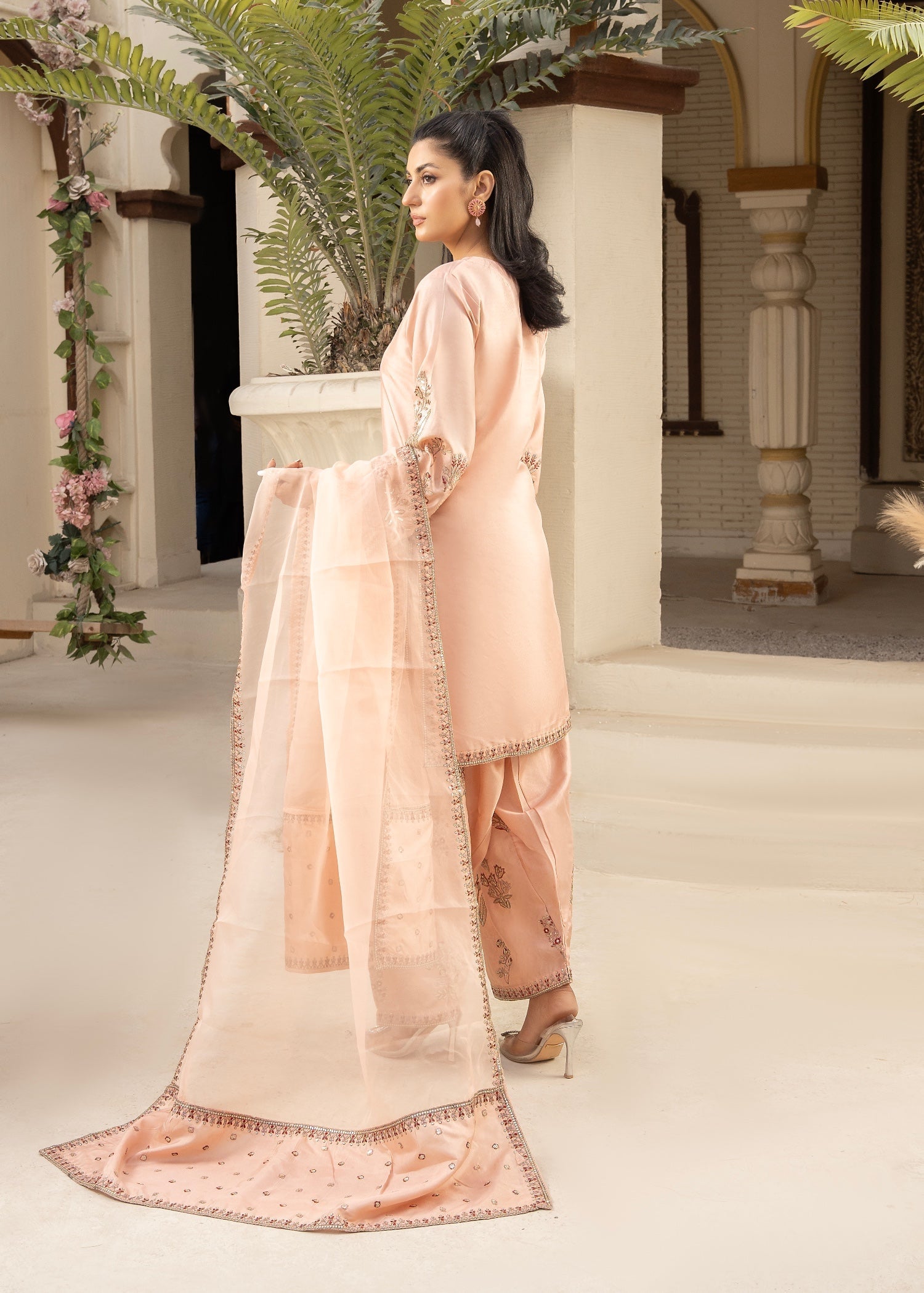 Maira Fashion pale pink Kurta Set 35 Women 3pcs