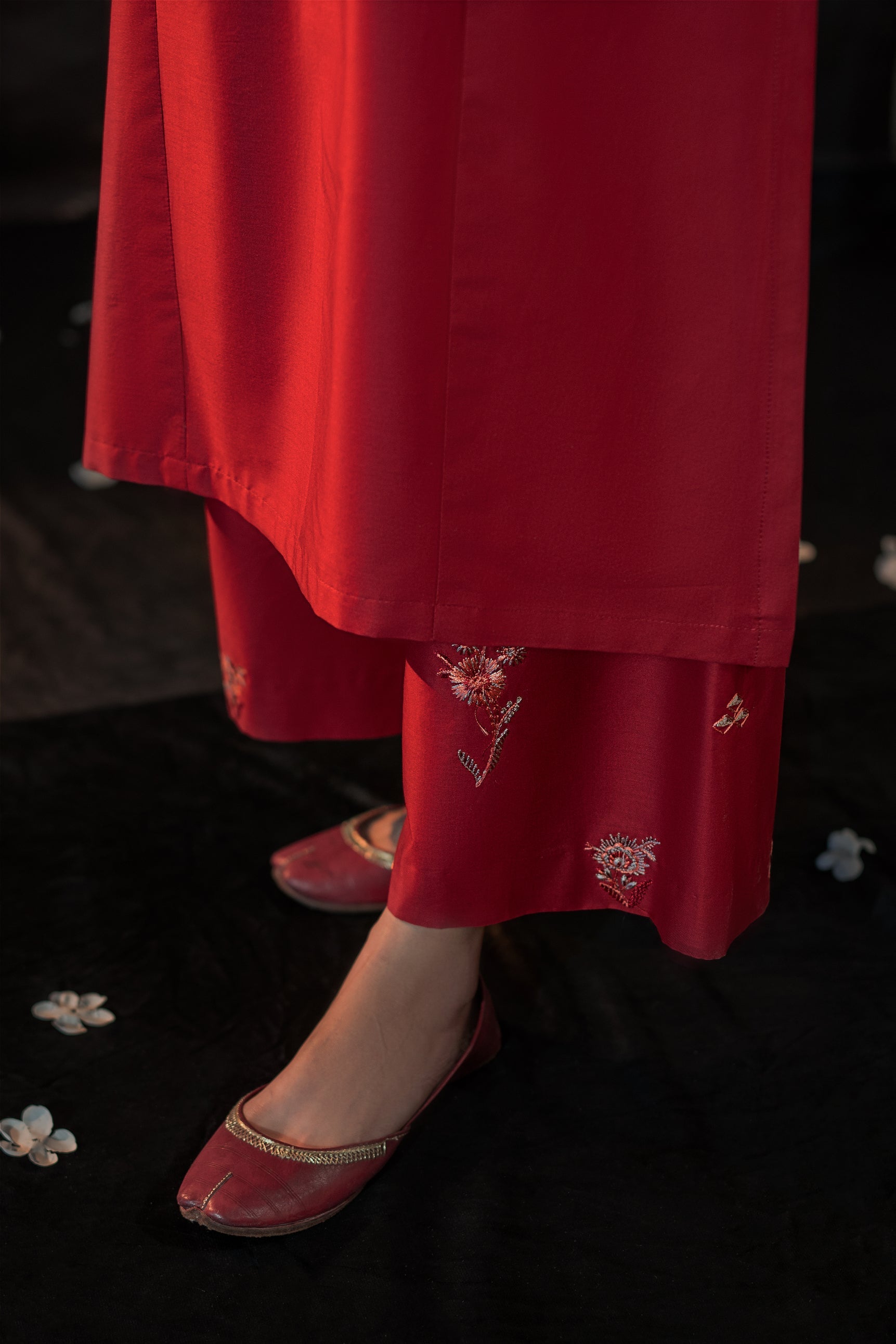 Urge Pret HAREEM Women 2pcs
