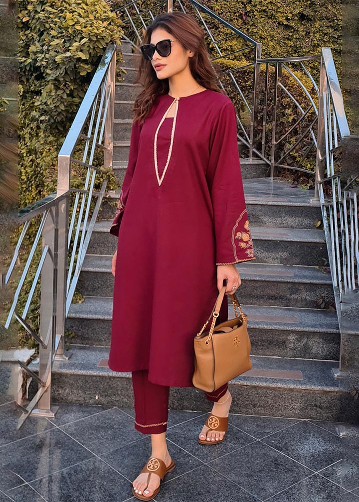 Aks-e-Jahan Garnet ready to wear suit Women 2pcs