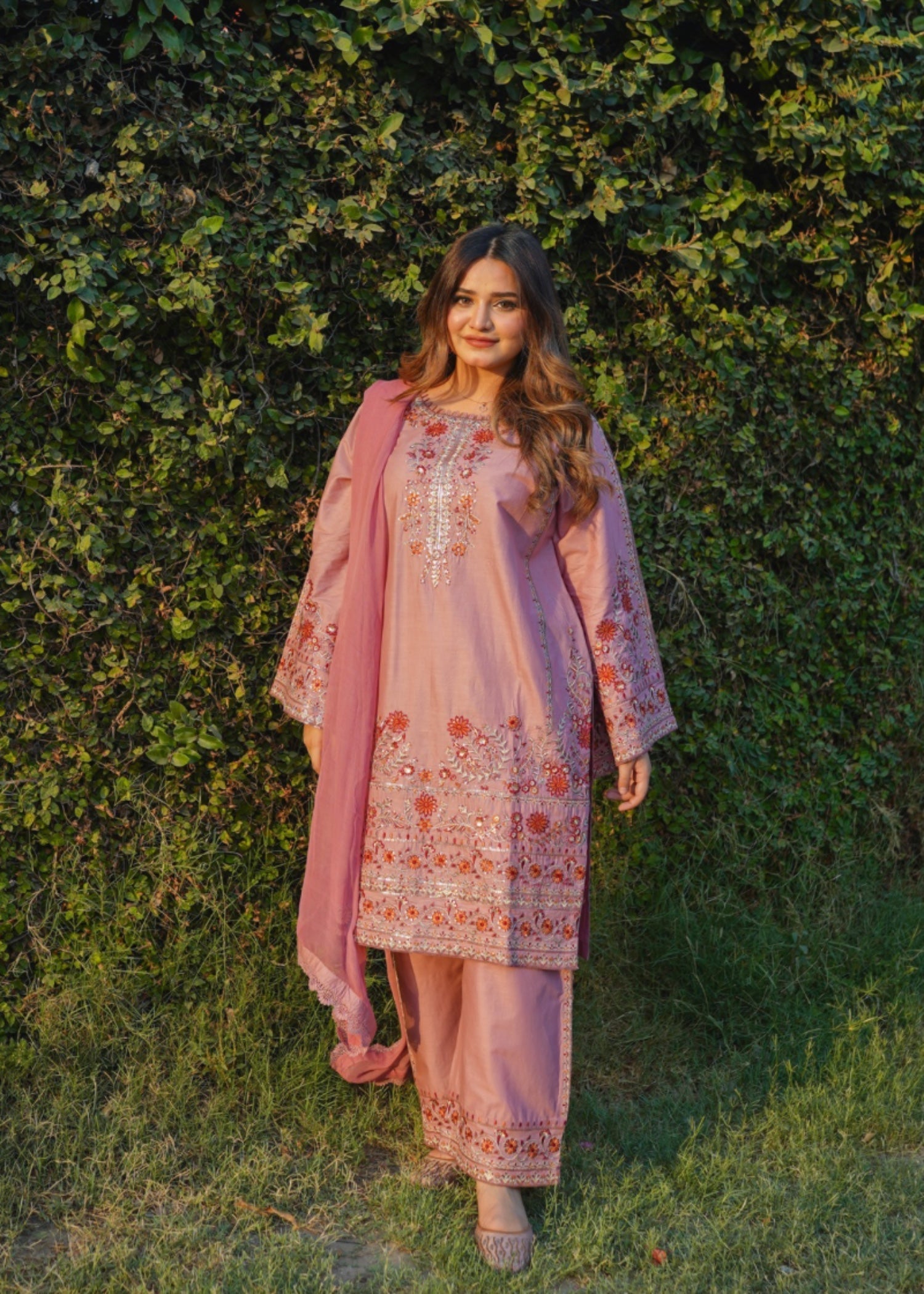 Ayesha B peach (Aroma) Women 3pcs