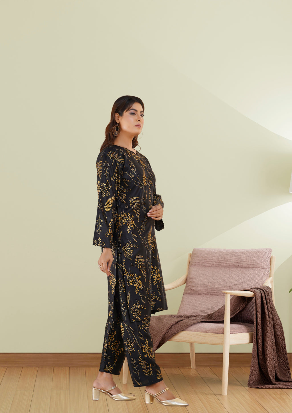 Hamna Kalim petal black Women 2pcs