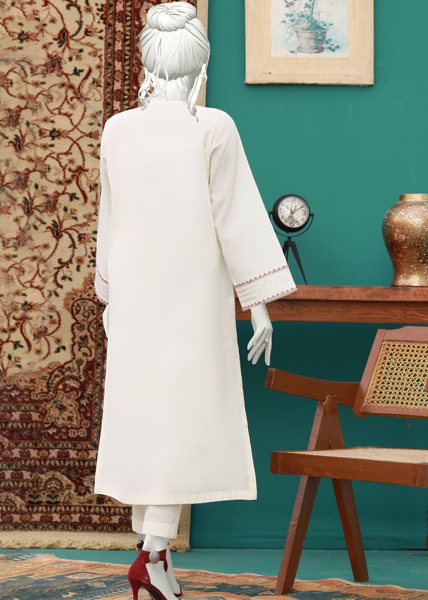 Hamna Kalim bismil white lawn Women 2pcs