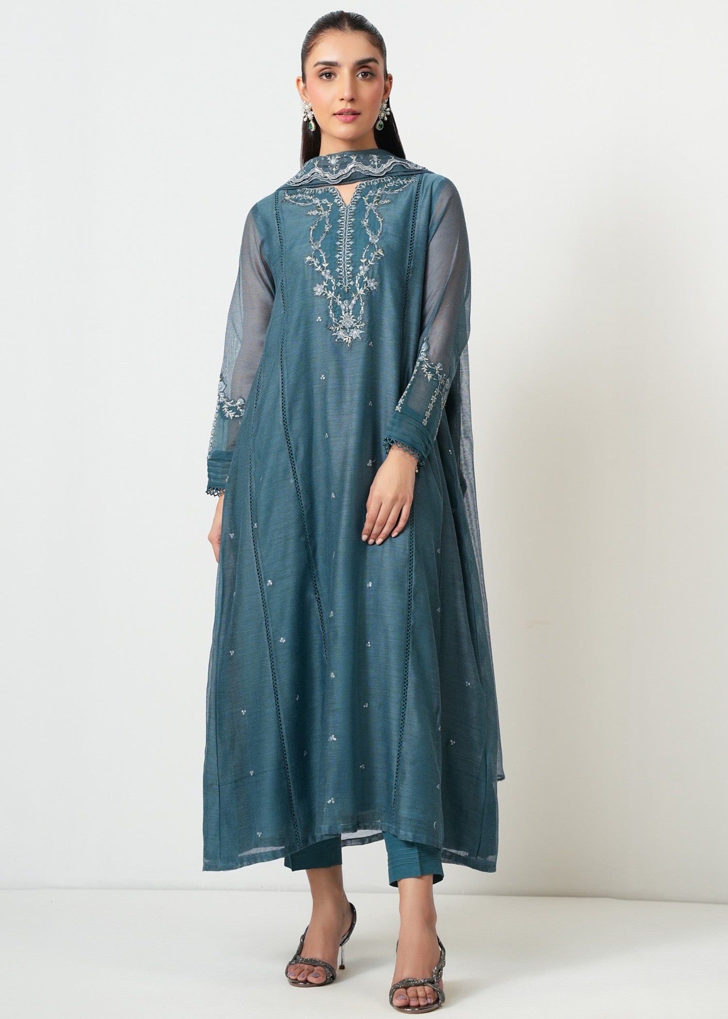 Zeen Stitched Embroidered Khaddi Suit WZM35146 Women 3pcs