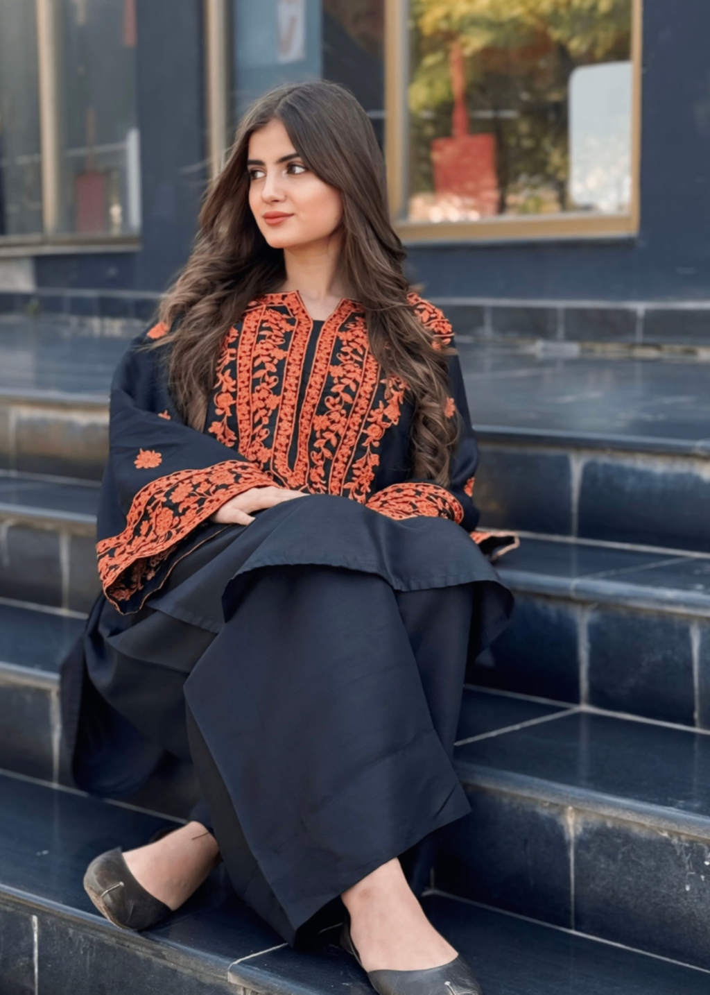 Chaudhary Arts Zouk Embroidered black Women 2pcs